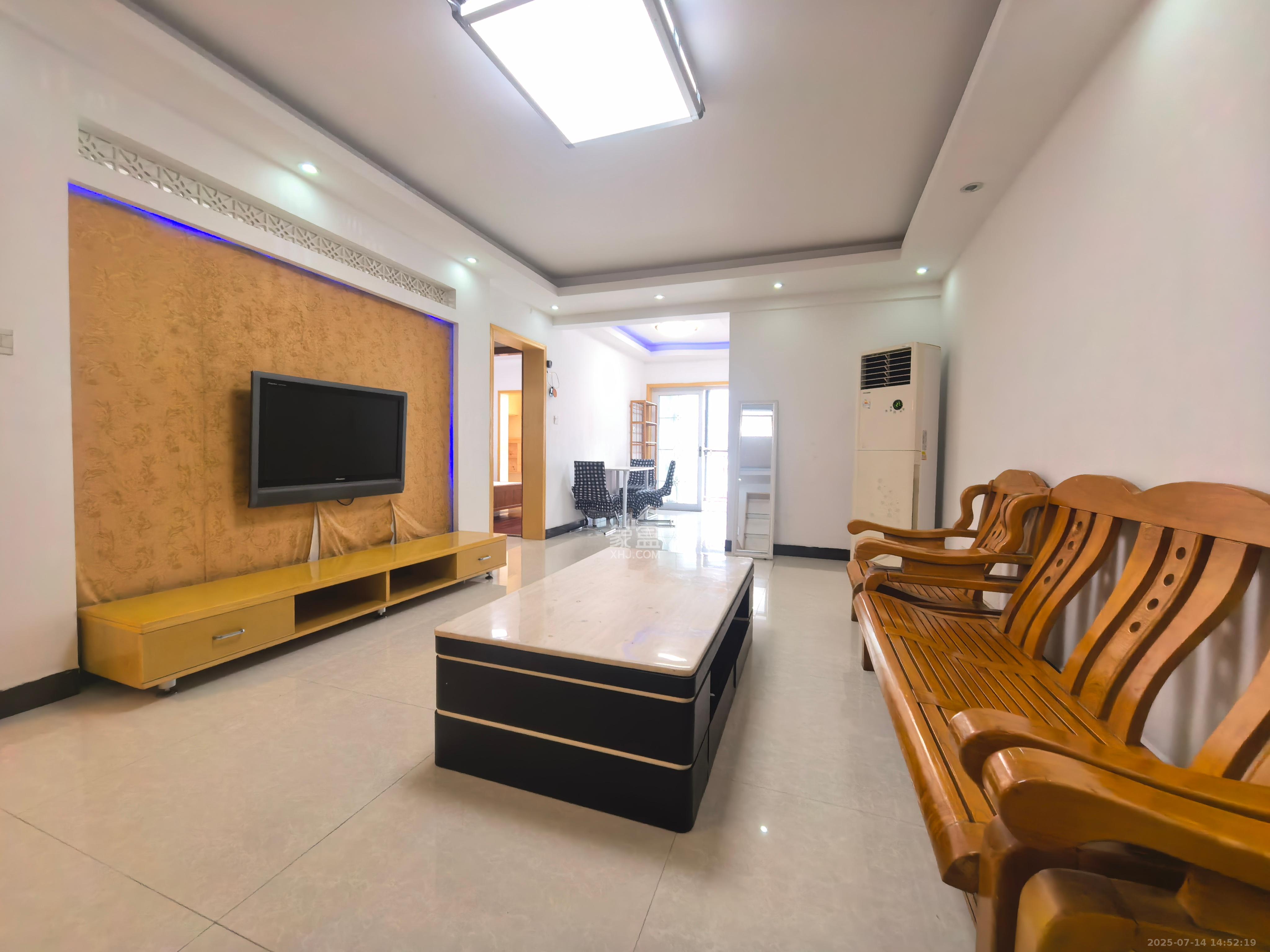 枫丹雅苑(天辰枫丹白露)  2室2厅1卫    3200.0元/月 枫丹雅苑(天辰枫丹白露)  2室2厅1卫    3200.0元/月室内图