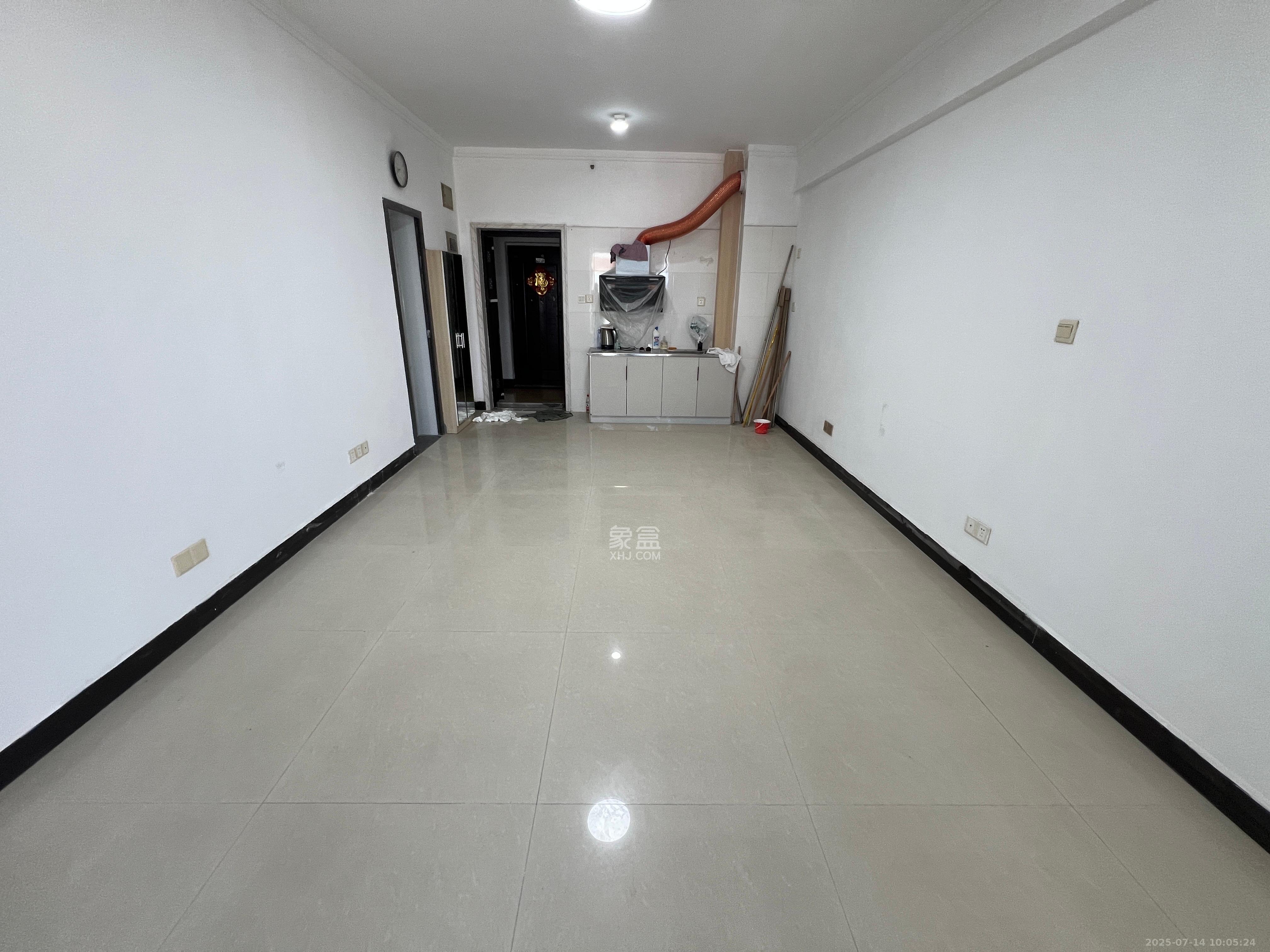 芙蓉同发 1室0厅0卫 1500.0元/月 芙蓉同发 1室0厅0卫 1500.0元/月室内图