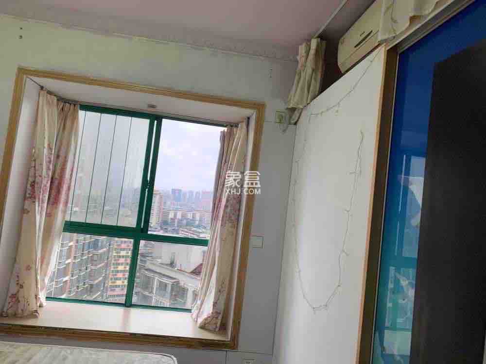 龙江明珠(龙江花苑) 1室0厅0卫 1200.0元/月 龙江明珠(龙江花苑) 1室0厅0卫 1200.0元/月室内图