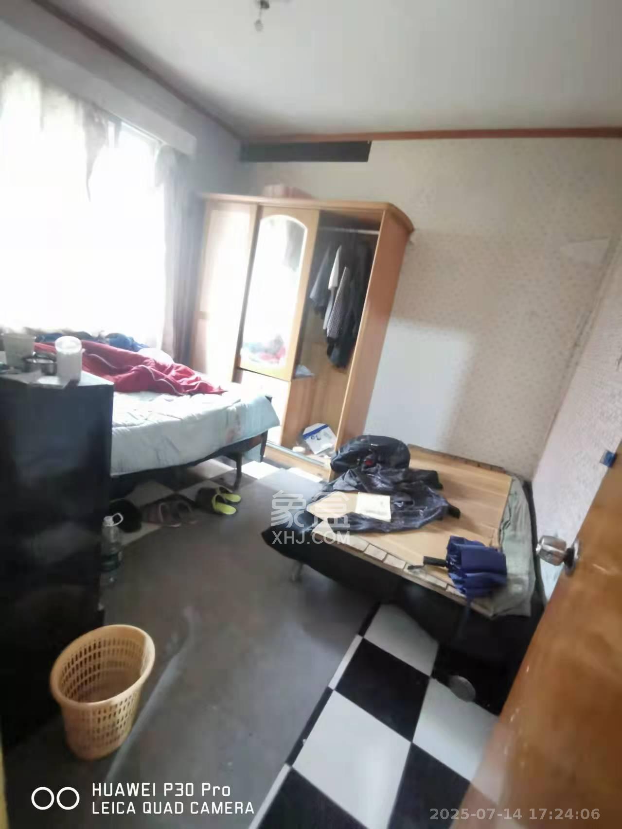 人民新村 3室1厅1卫 1500.0元/月 人民新村 3室1厅1卫 1500.0元/月室内图