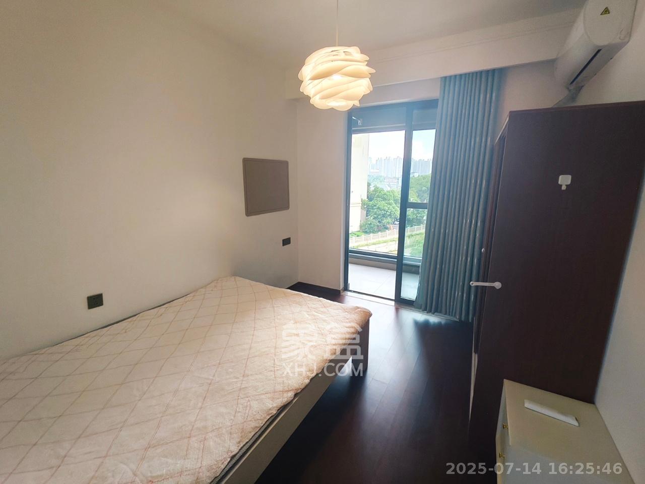 梅溪悦章  4室2厅2卫   3900.00元/月室内图