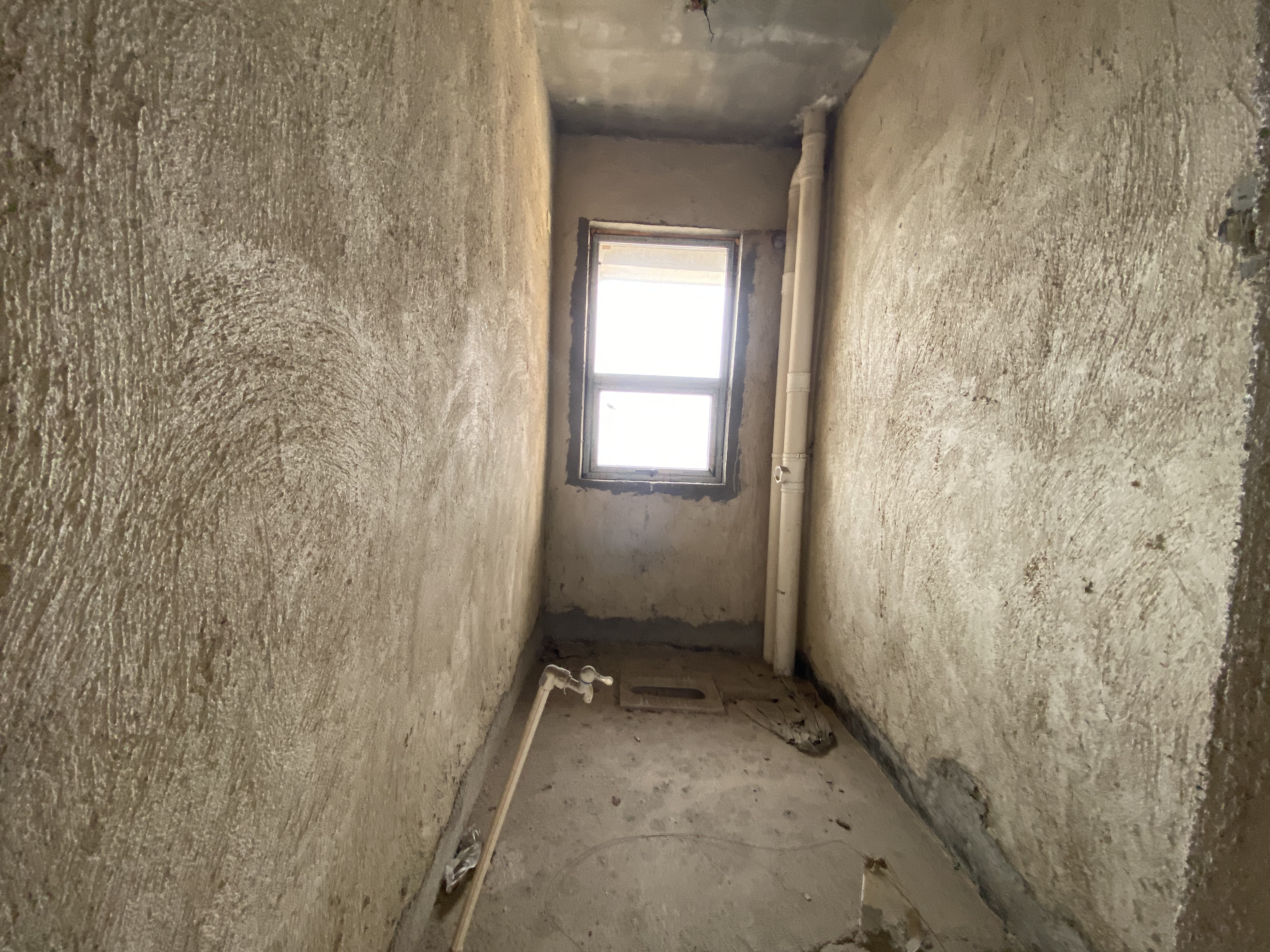 天地人和  3室2厅2卫    59.8万客厅