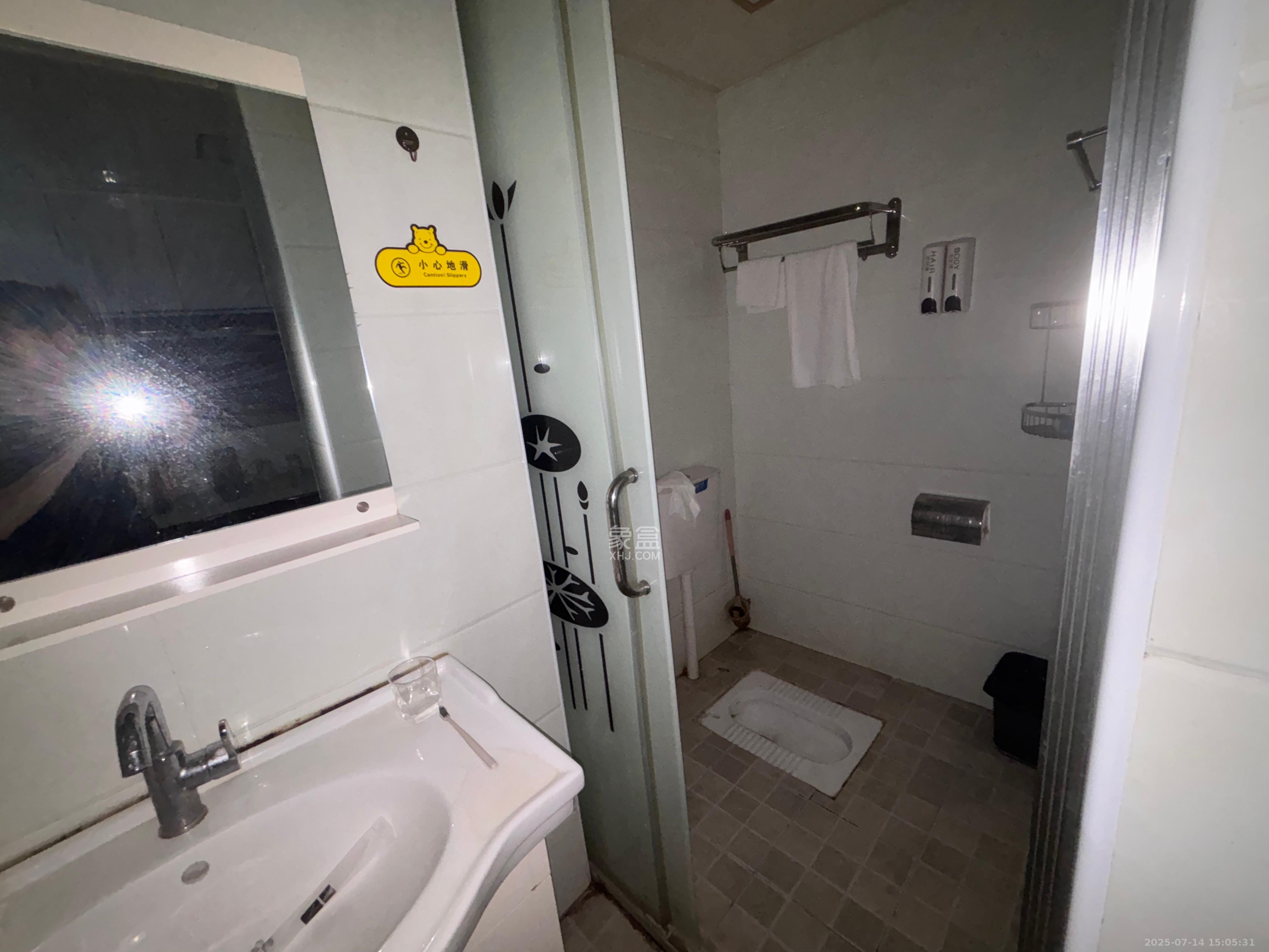 高升时代广场(冠铭商务中心) 1室1厅1卫 1300.0元/月 高升时代广场(冠铭商务中心) 1室1厅1卫 1300.0元/月室内图