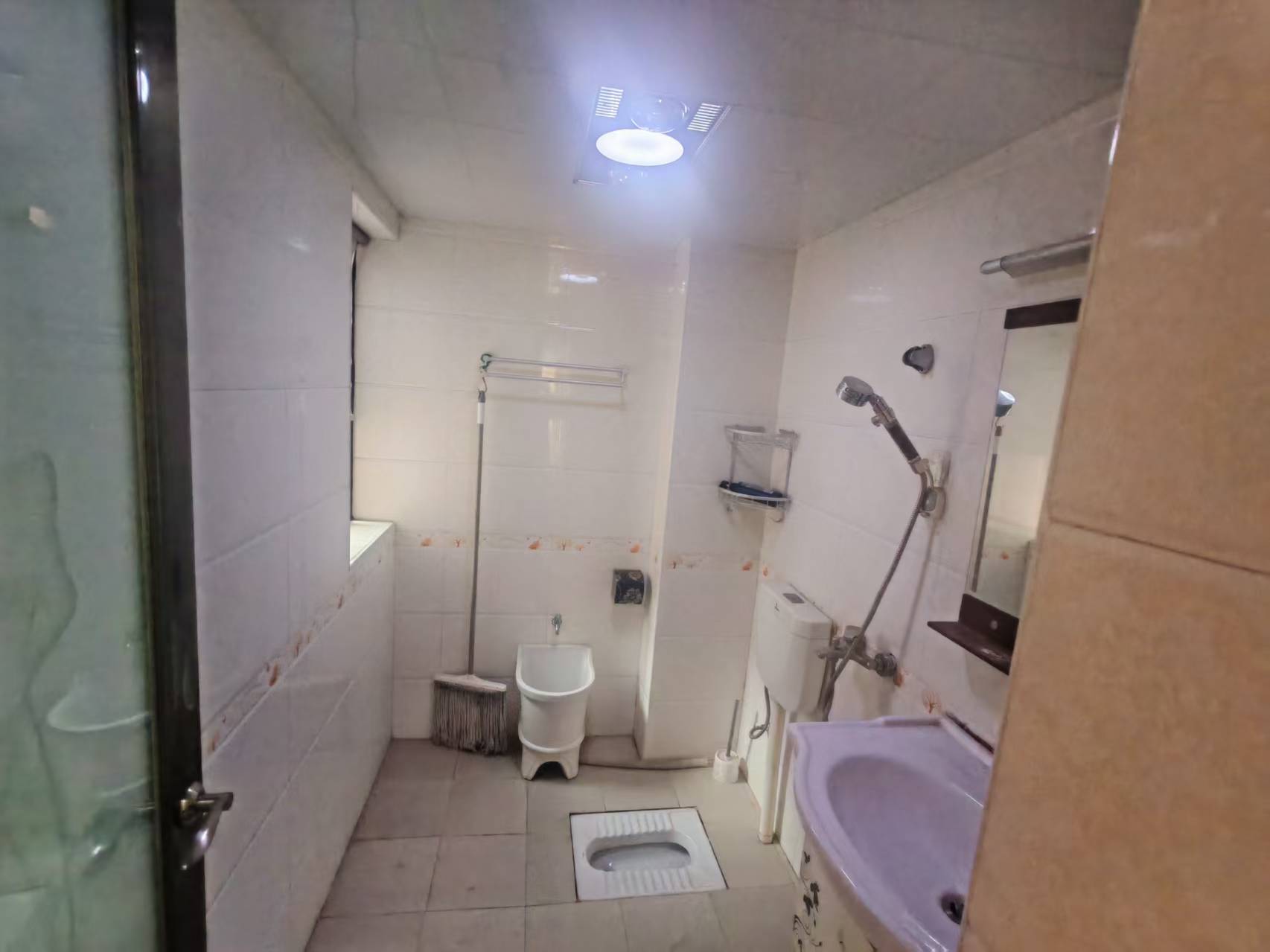 流金岁月-华晨国际 2室2厅1卫 44.8万 流金岁月-华晨国际 2室2厅1卫 44.8万室内图