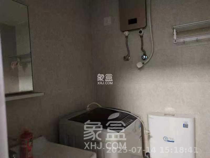 阳光锦城 1室1厅1卫 1500.0元/月 阳光锦城 1室1厅1卫 1500.0元/月室内图