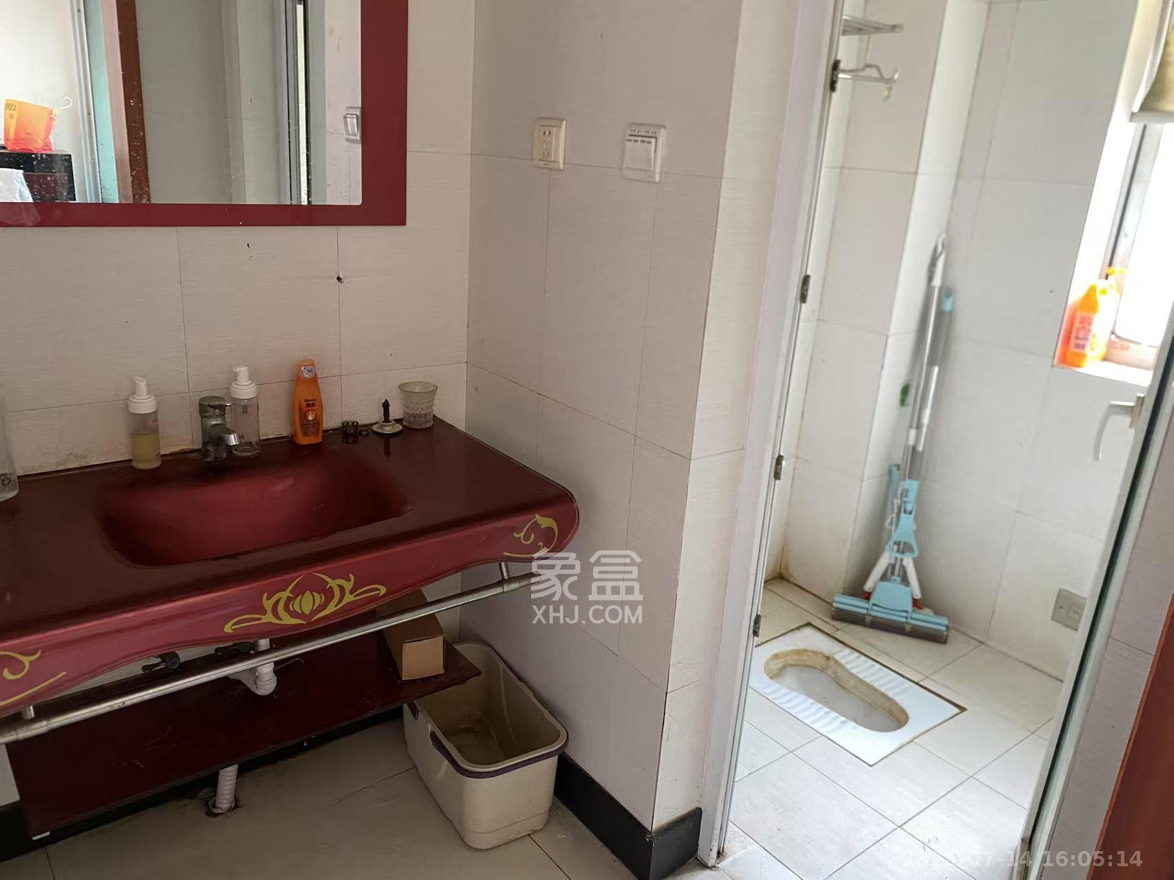 湘绣城  2室2厅1卫    1400.0元/月 湘绣城  2室2厅1卫    1400.0元/月室内图