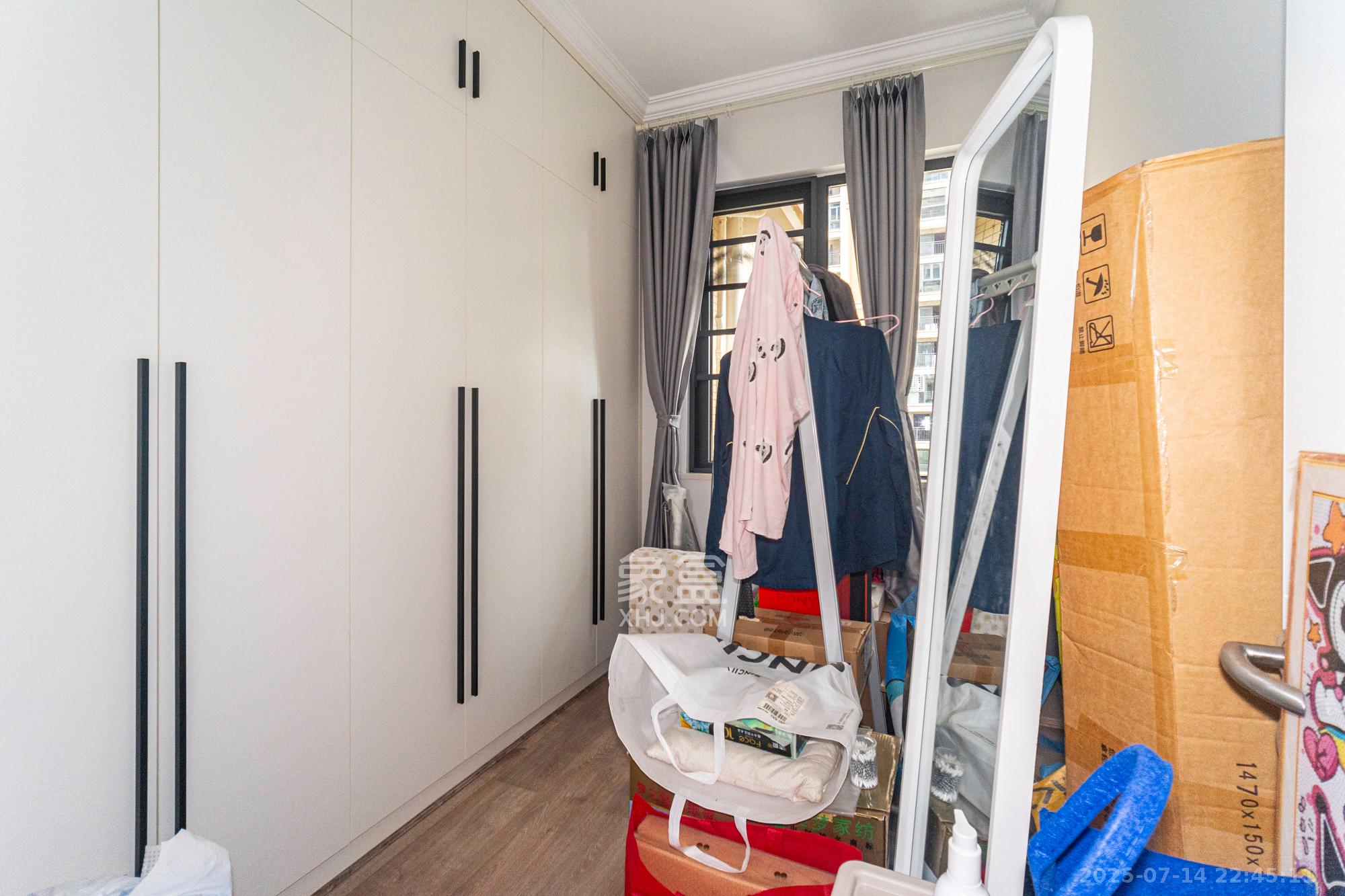 永宏万家里 4室2厅2卫 103.8万 永宏万家里 4室2厅2卫 103.8万卧室