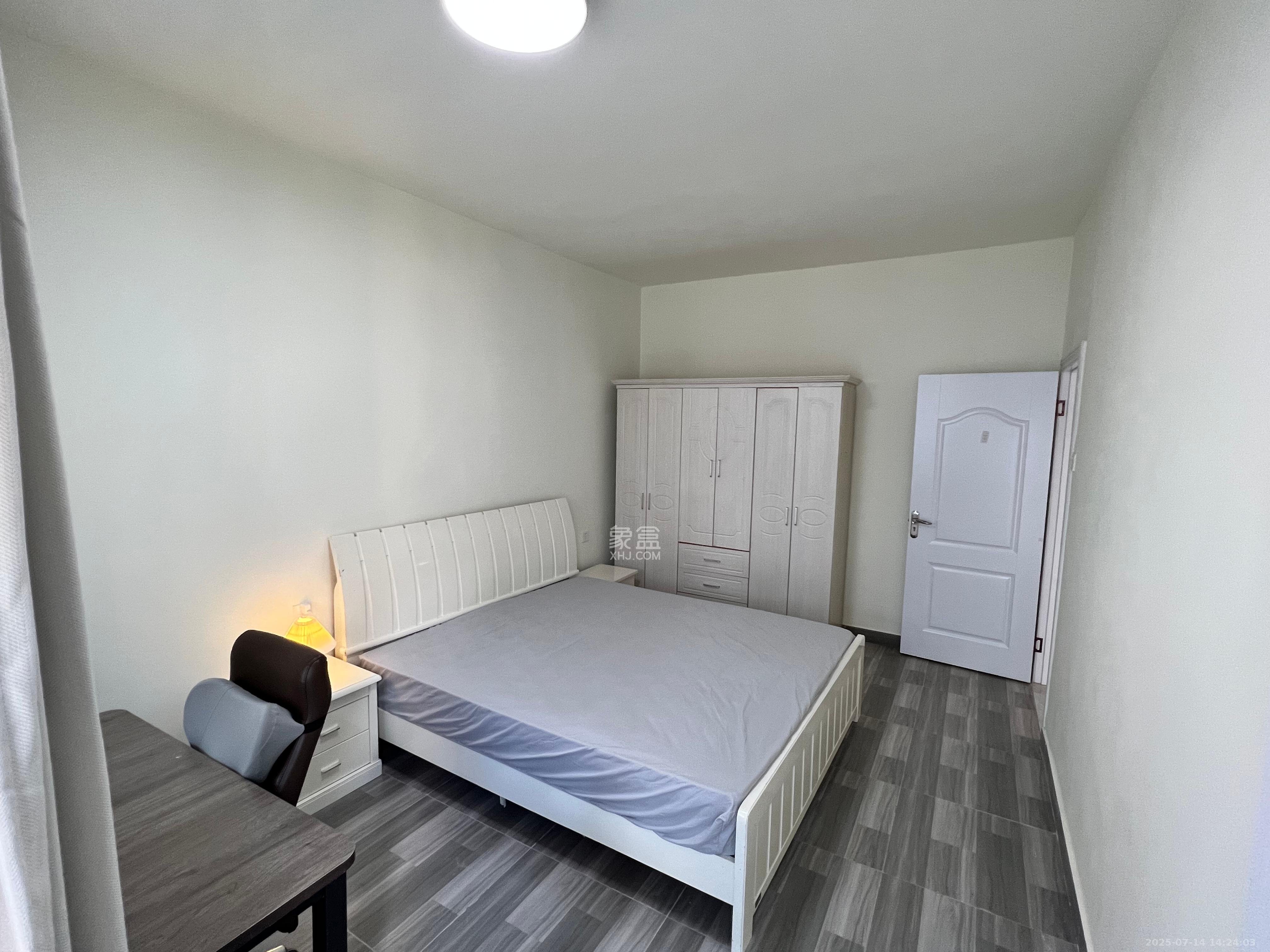 工农新村（工农桥社区）  3室1厅1卫   2800.00元/月