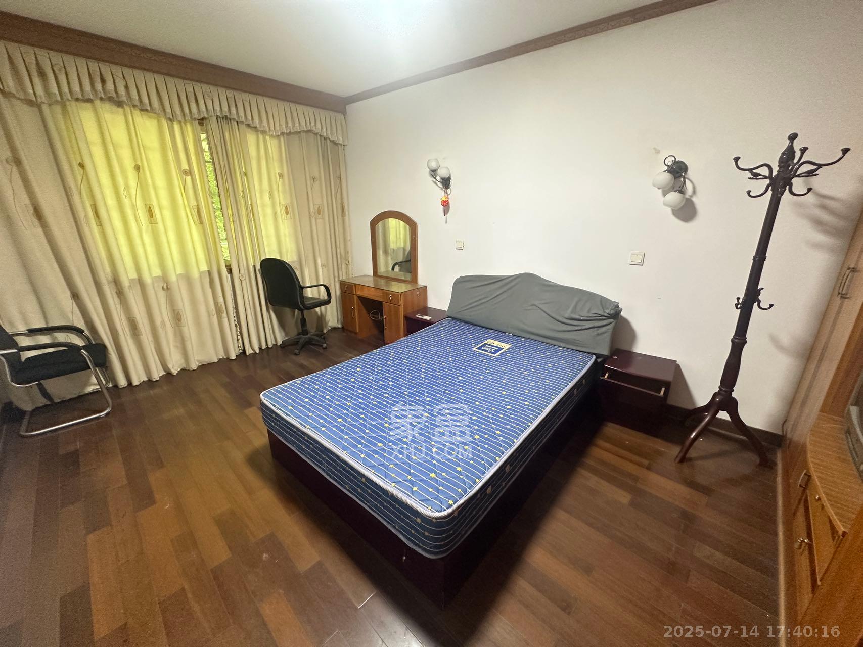 恩瑞麓山名园(龙王港小区) 3室2厅1卫 2500.0元/月 恩瑞麓山名园(龙王港小区) 3室2厅1卫 2500.0元/月室内图