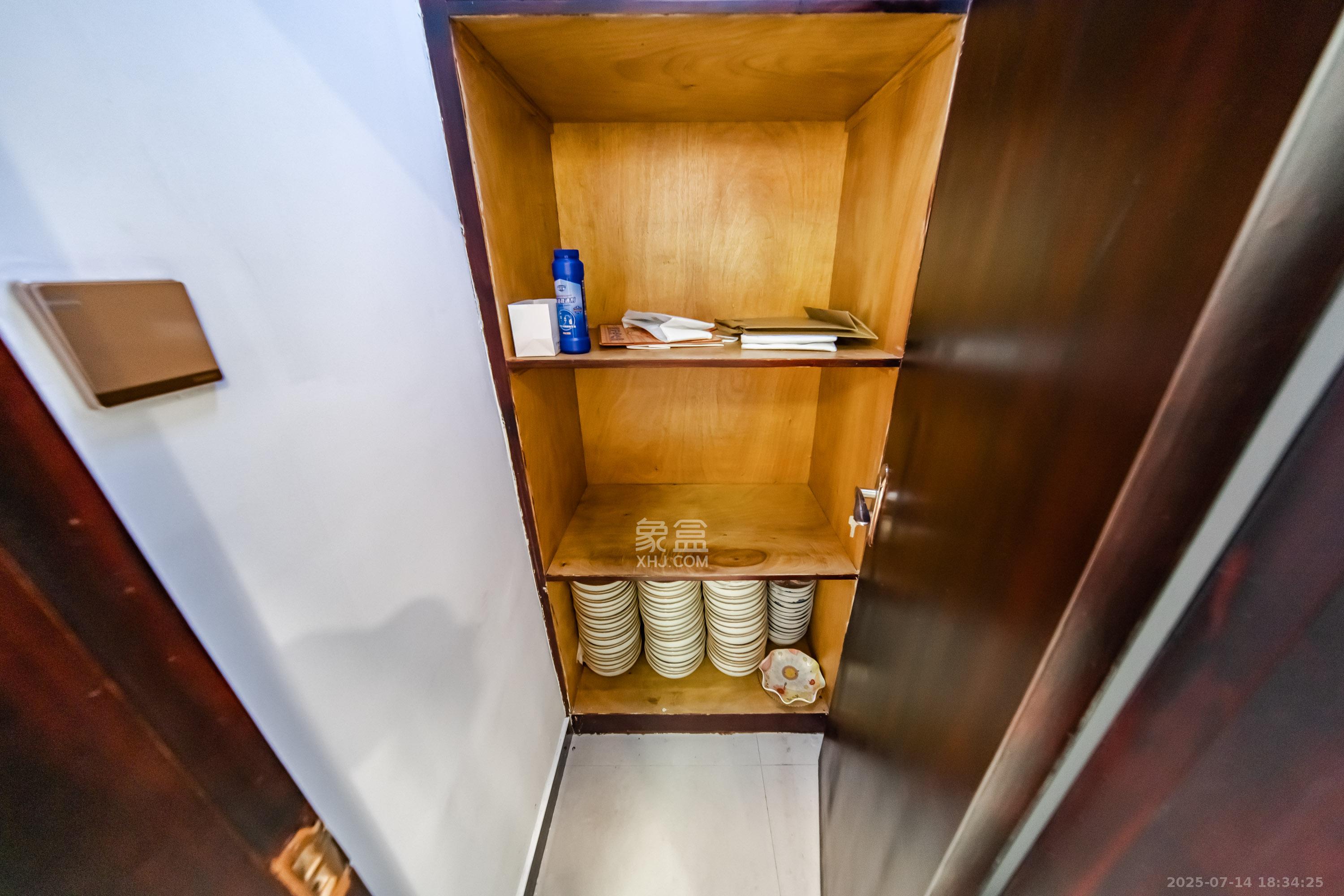 阳光100二期 2室2厅1卫 88.0万 阳光100二期 2室2厅1卫 88.0万其他