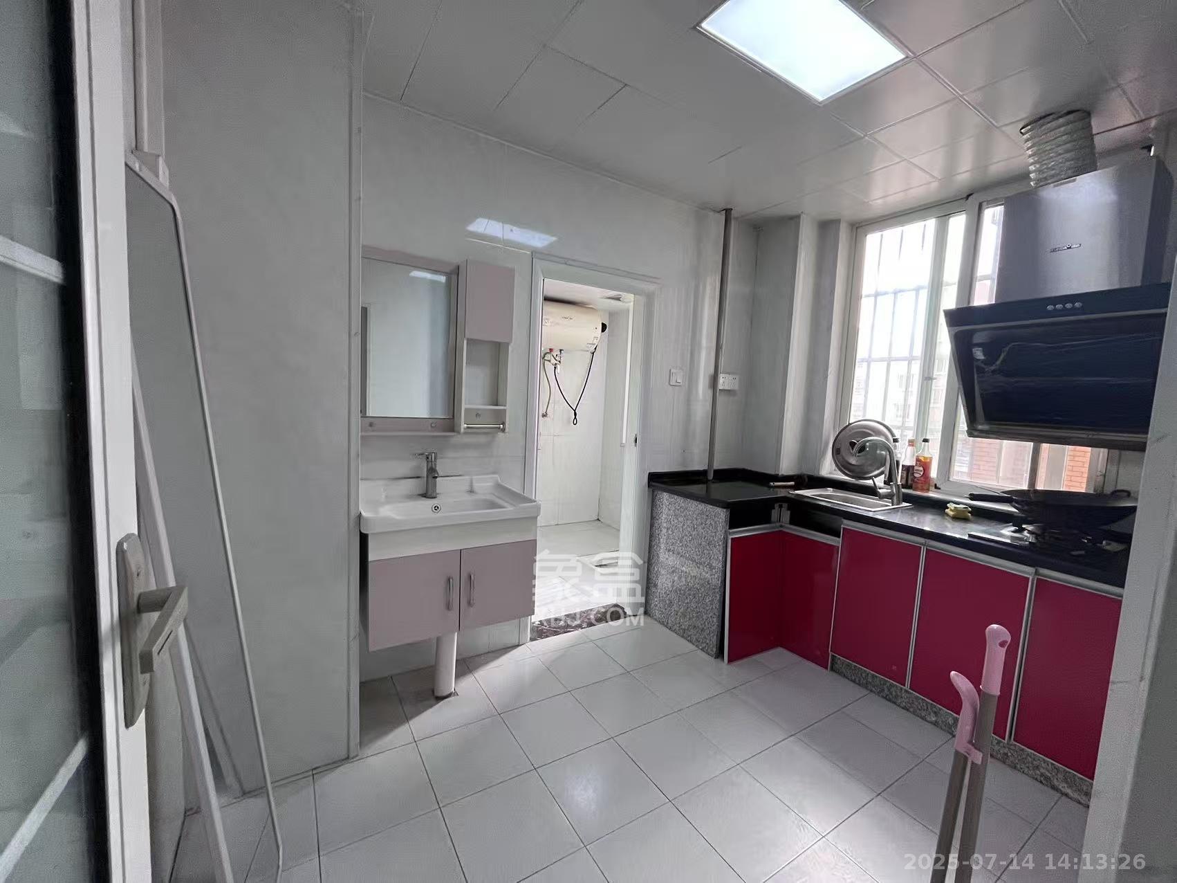 和润园一、二期  1室1厅1卫    1200.0元/月 和润园一、二期  1室1厅1卫    1200.0元/月室内图