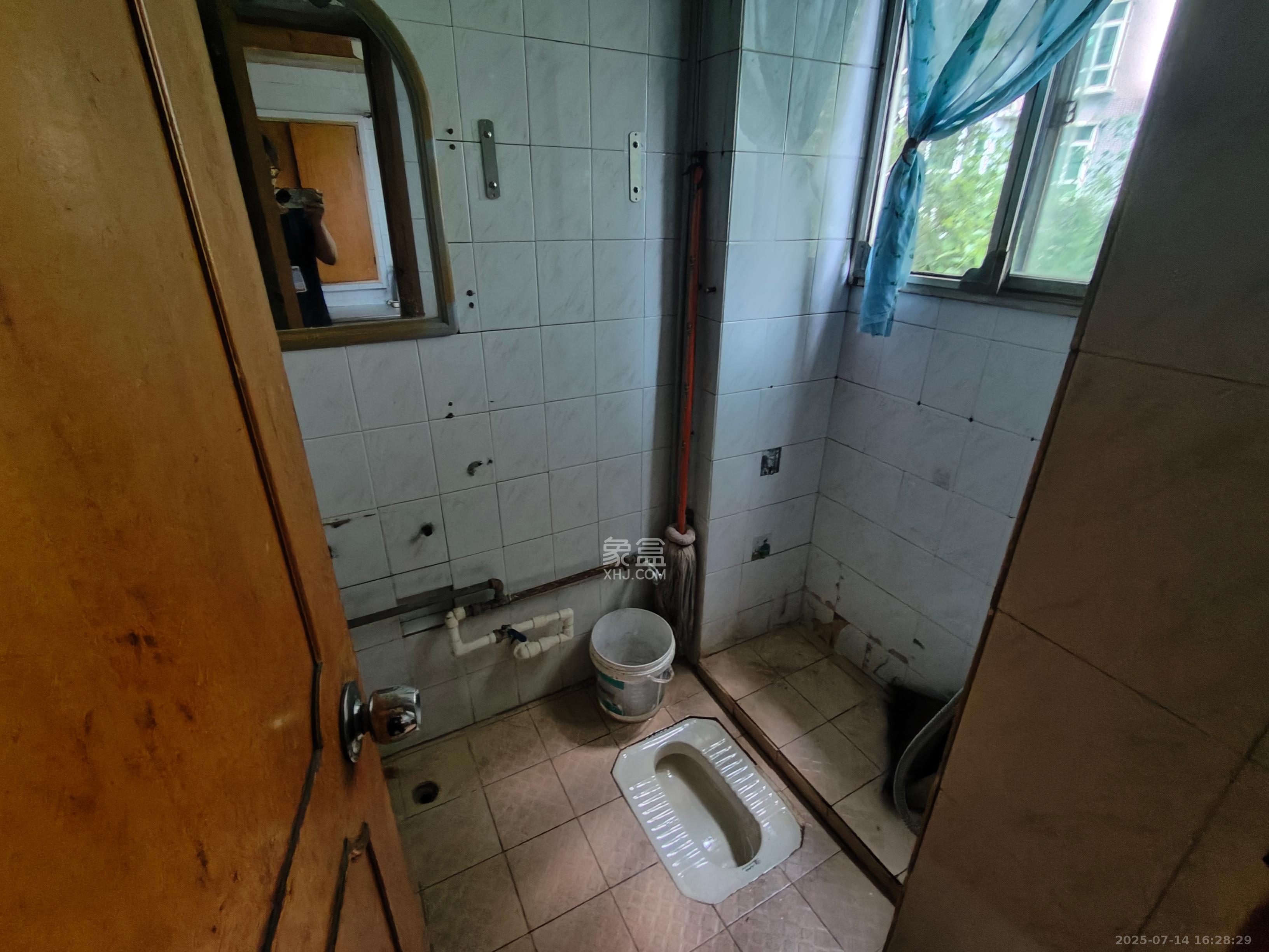 标准件厂宿舍(长沙标准件总厂宿舍)  2室1厅1卫    1400.0元/月 标准件厂宿舍(长沙标准件总厂宿舍)  2室1厅1卫    1400.0元/月室内图