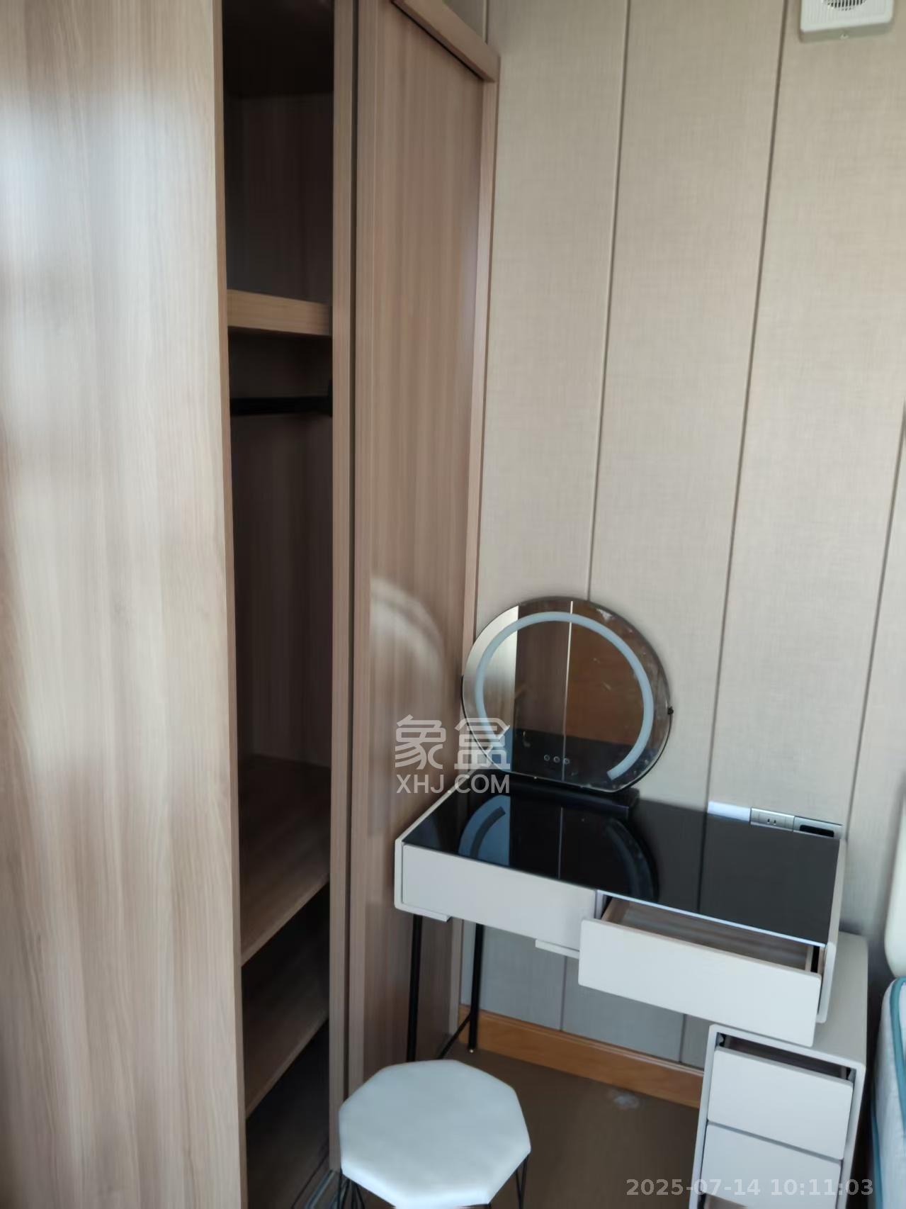 恒大誉府（融誉商业中心）  2室2厅1卫    2800.0元/月室内图