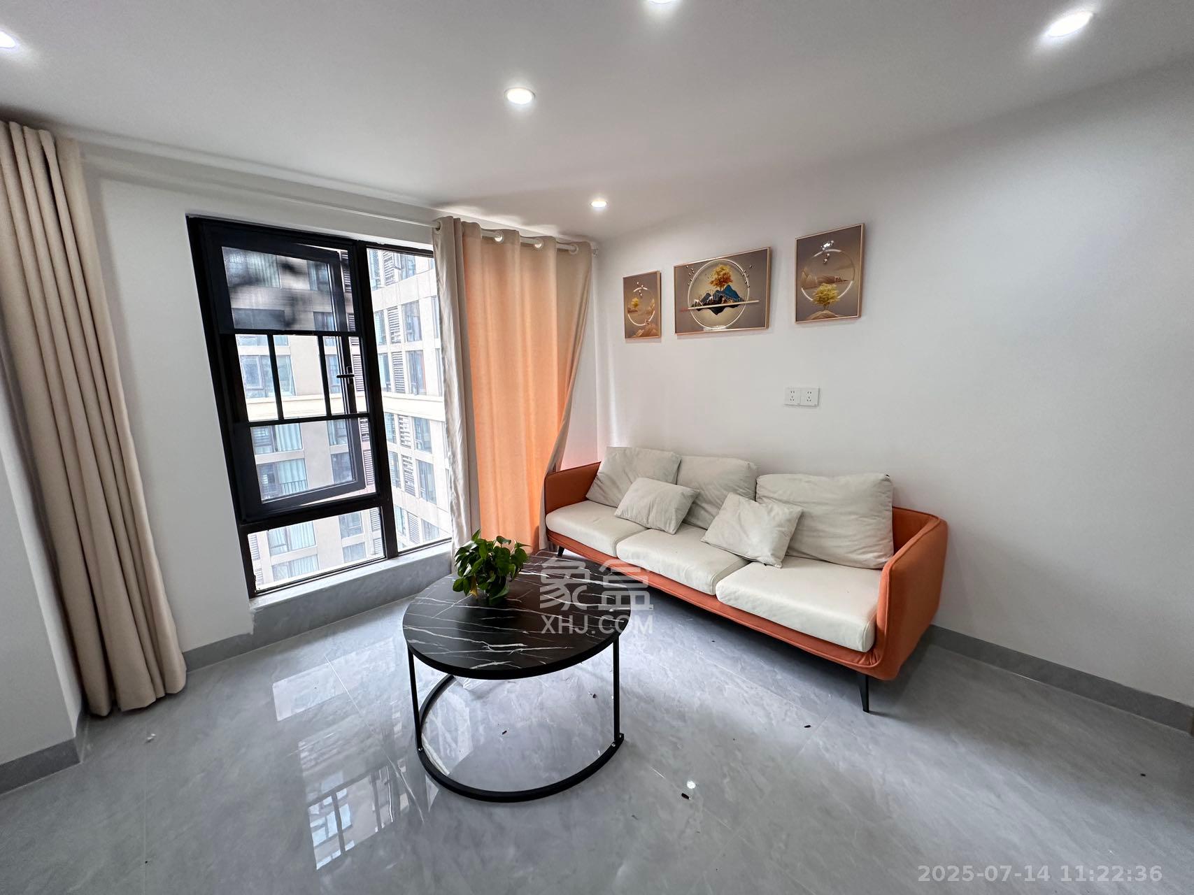 卓越江岸  2室0厅0卫    2200.0元/月 卓越江岸  2室0厅0卫    2200.0元/月室内图