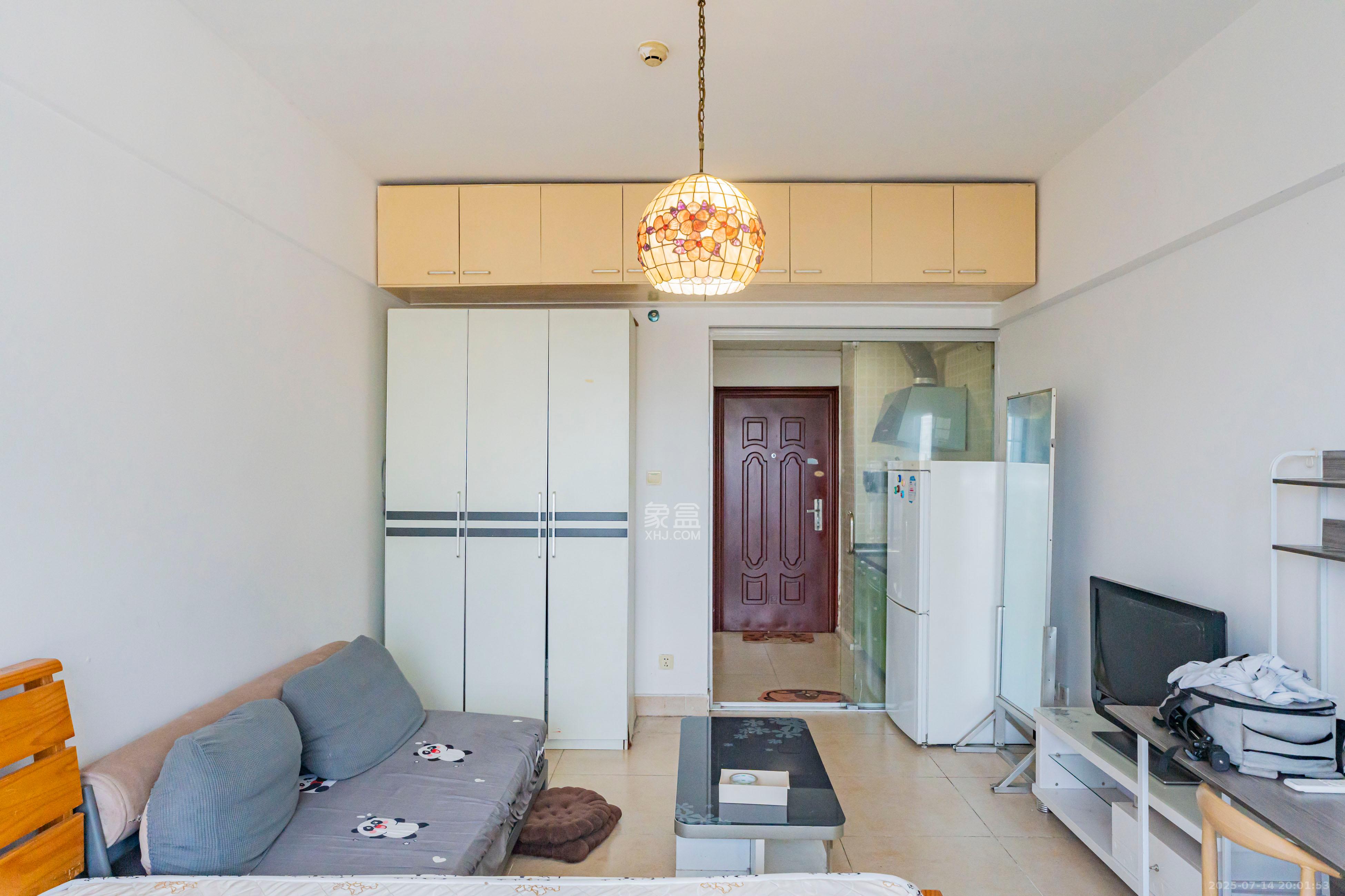 名富公寓 1室0厅1卫 22.0万 名富公寓 1室0厅1卫 22.0万卧室