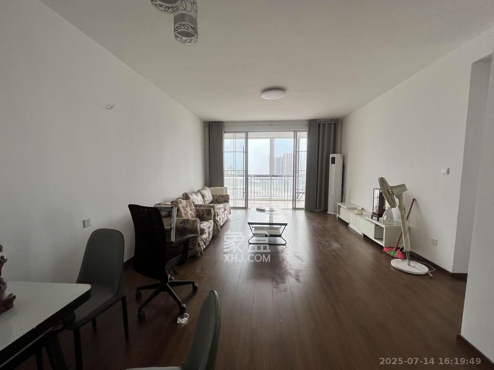 顺天黄金海岸  3室2厅2卫    3000.0元/月 顺天黄金海岸  3室2厅2卫    3000.0元/月