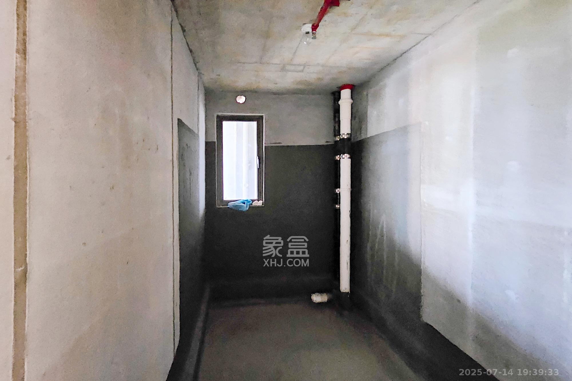 阳光城尚东湾嘉林苑 3室2厅2卫 100.0万 阳光城尚东湾嘉林苑 3室2厅2卫 100.0万卫生间