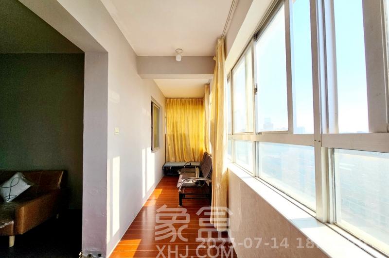 上河国际B座  2室1厅1卫   2300.00元/月室内图