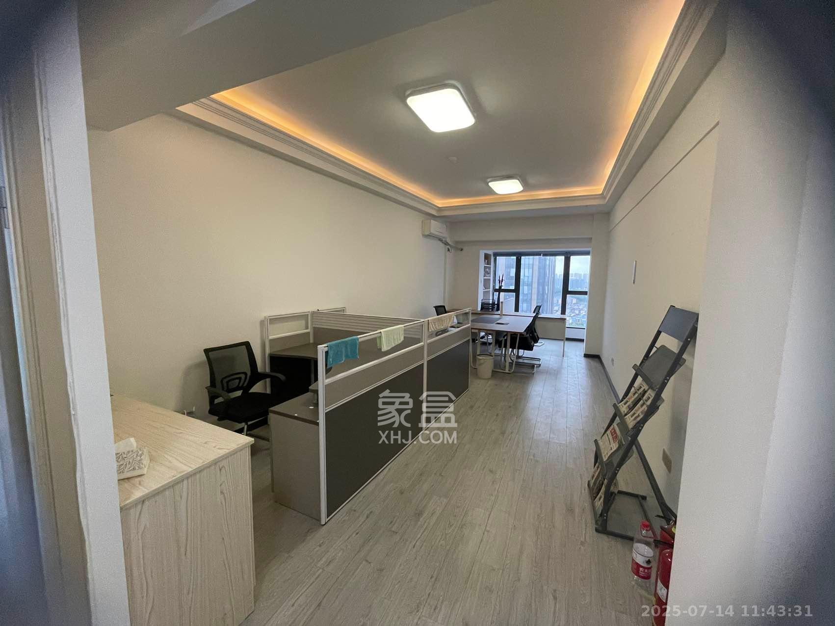 高升时代广场(冠铭商务中心) 1室1厅1卫 1300.0元/月 高升时代广场(冠铭商务中心) 1室1厅1卫 1300.0元/月室内图