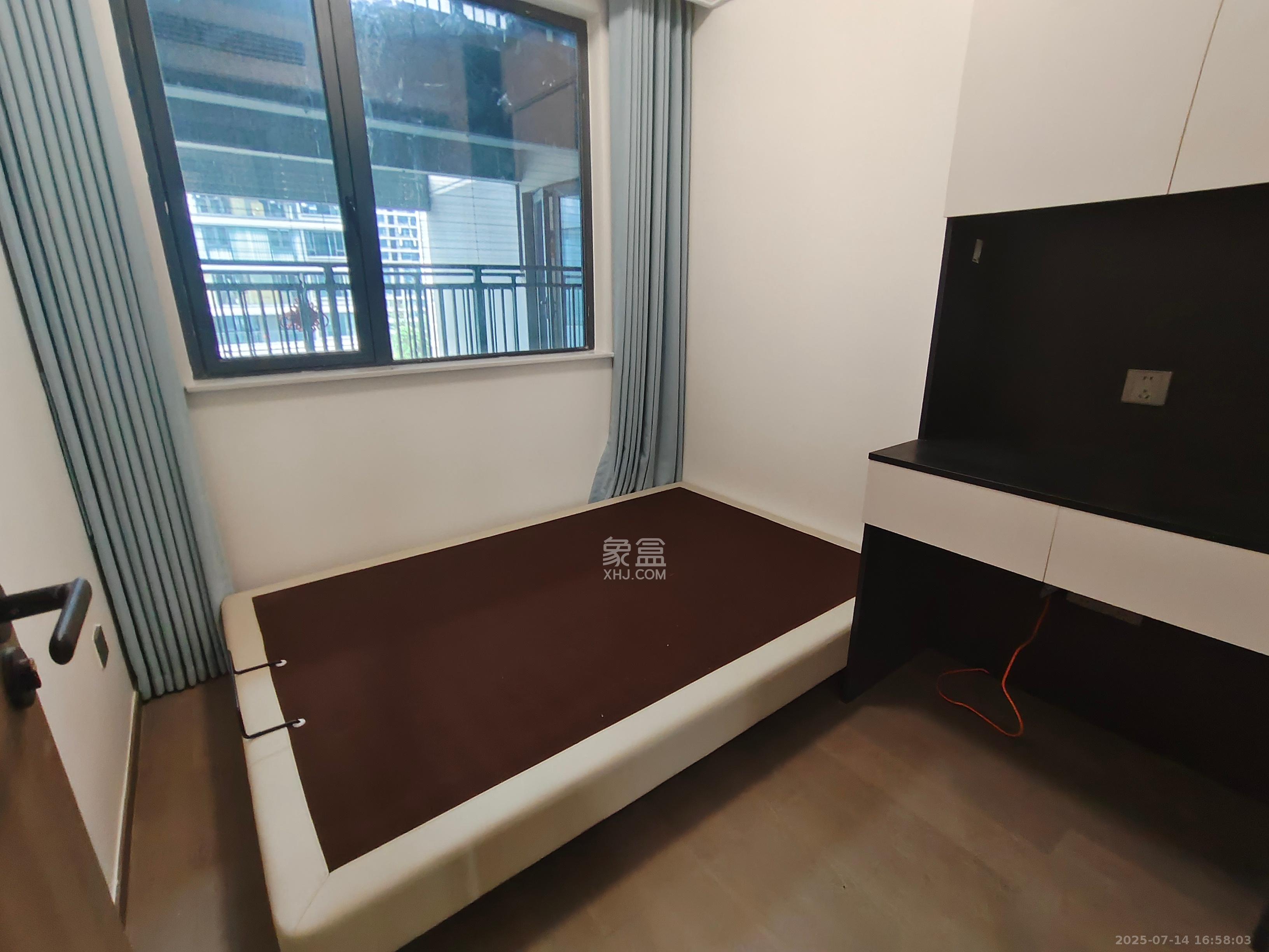 百世云境  4室2厅1卫   2600.00元/月室内图