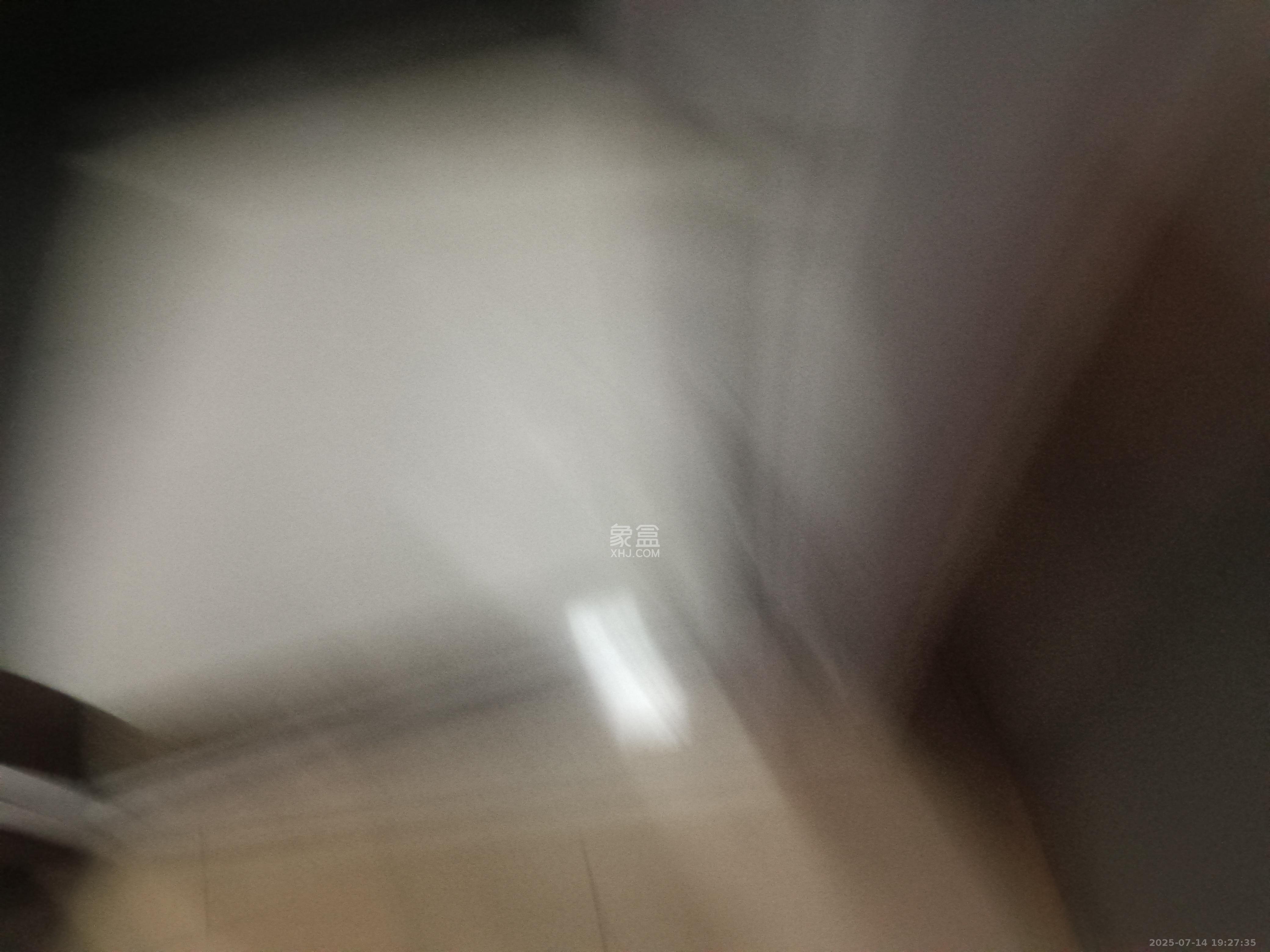 藏珑湖上国际花园  1室0厅0卫   1800.00元/月室内图