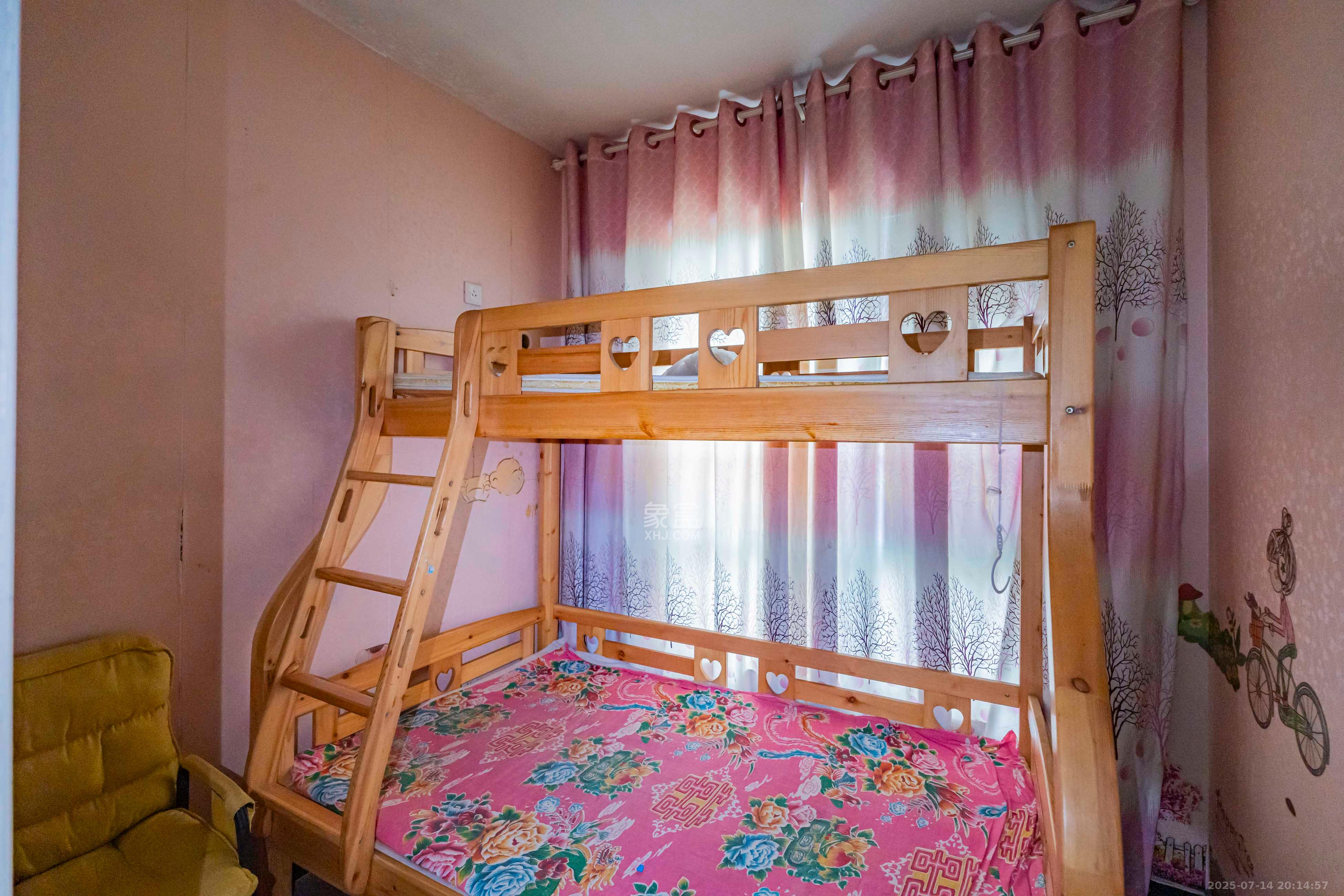 维一星城原山苑  3室2厅1卫    63.8万 维一星城原山苑  3室2厅1卫    63.8万卧室