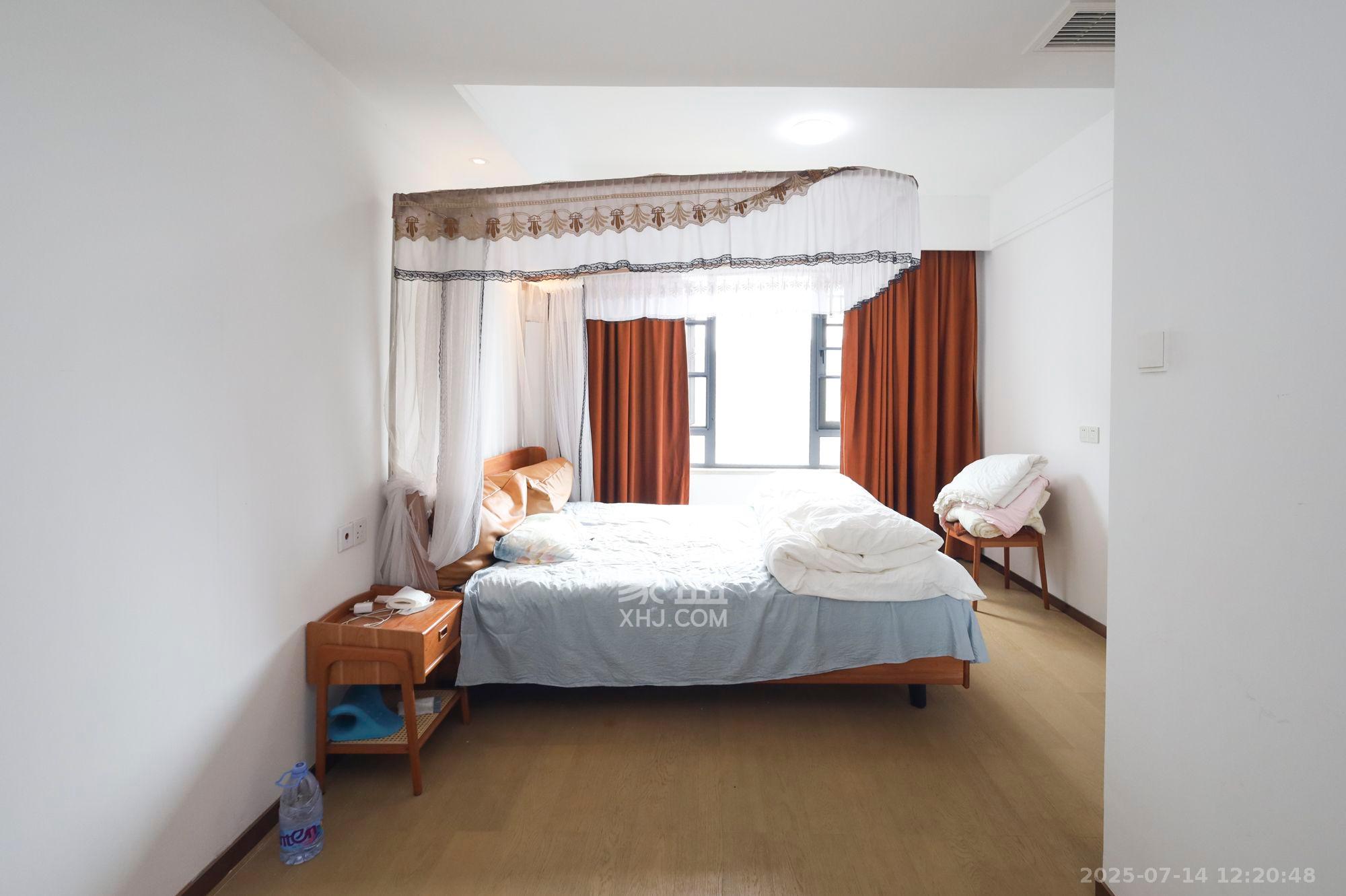 长沙万境潇湘 3室2厅2卫 3400.0元/月 长沙万境潇湘 3室2厅2卫 3400.0元/月室内图