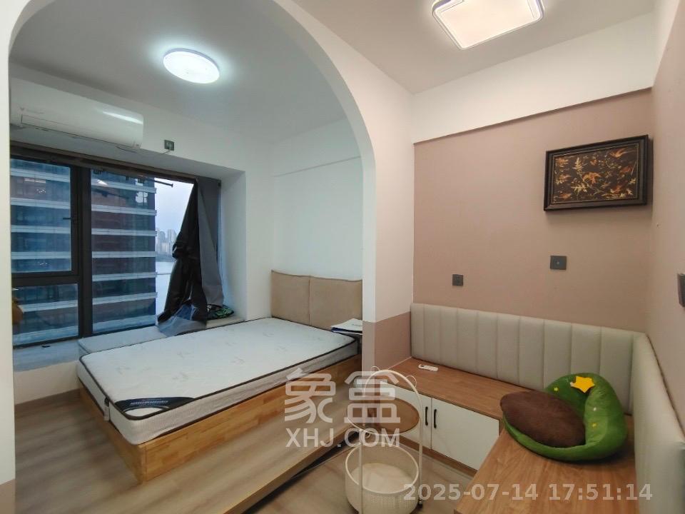 卓越浅水湾  2室1厅1卫   1600.00元/月室内图1