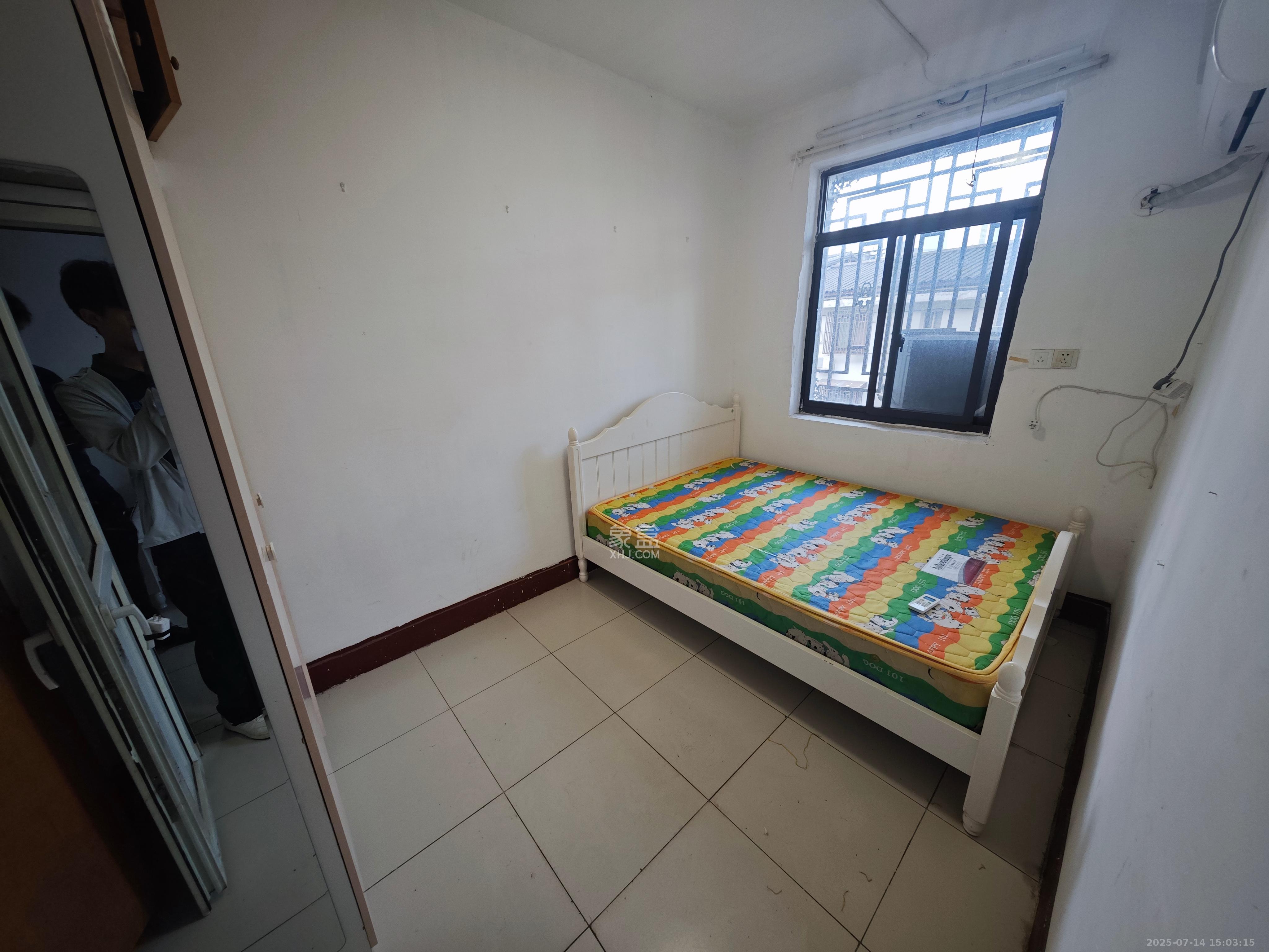 泉嘶井散盘 2室1厅1卫 1500.0元/月 泉嘶井散盘 2室1厅1卫 1500.0元/月室内图