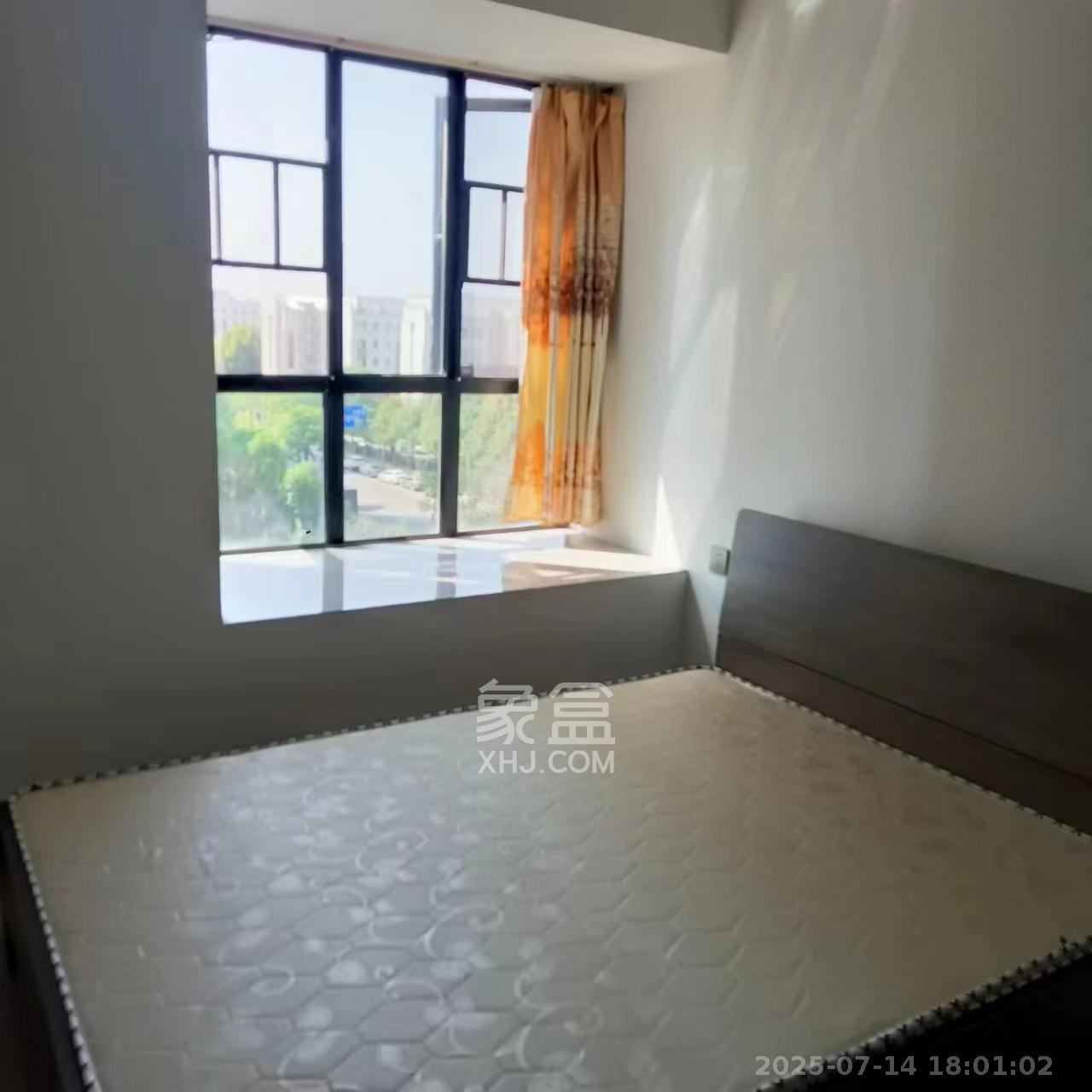 盛地东方芯府  3室2厅1卫    2500.0元/月室内图