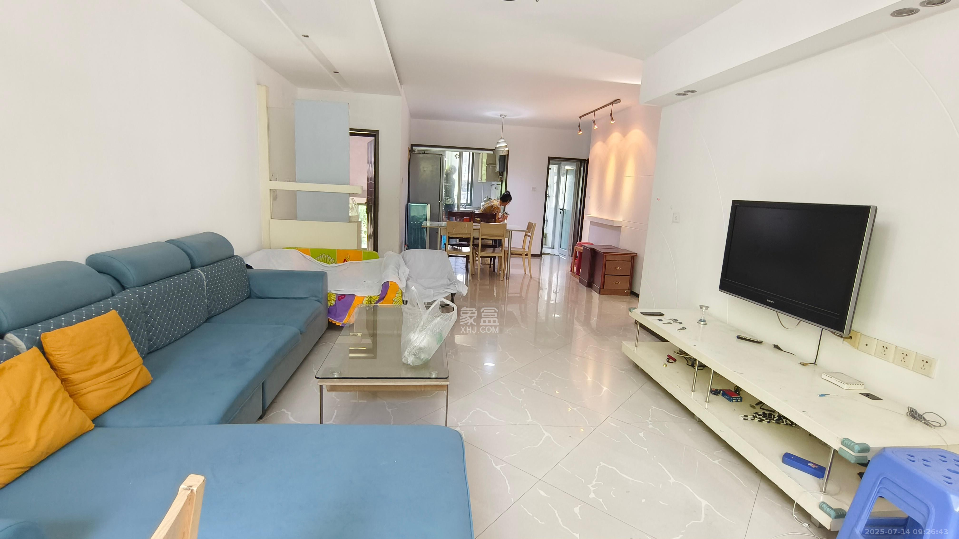 芙蓉苑  3室2厅2卫    2800.0元/月 芙蓉苑  3室2厅2卫    2800.0元/月室内图1