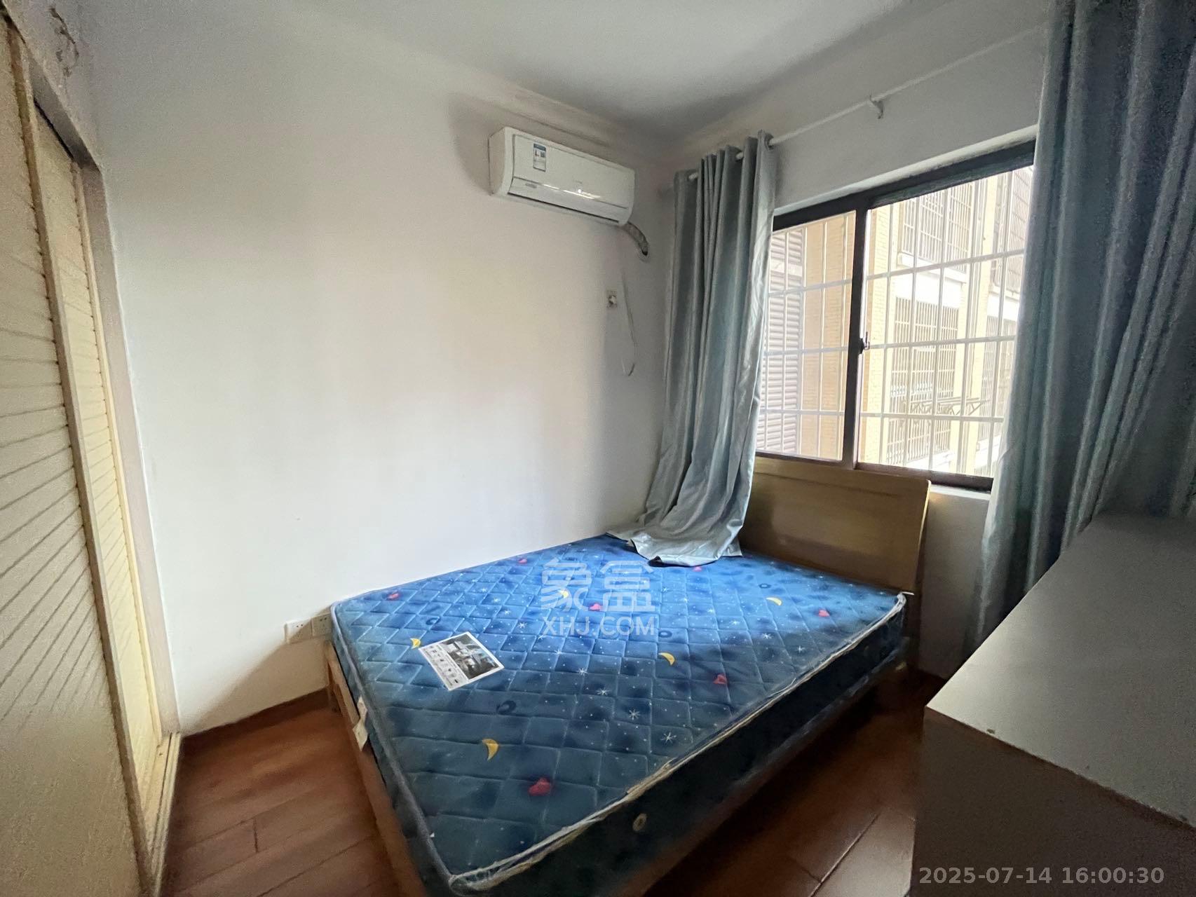 联丰苑 1室2厅1卫 1700.0元/月 联丰苑 1室2厅1卫 1700.0元/月室内图