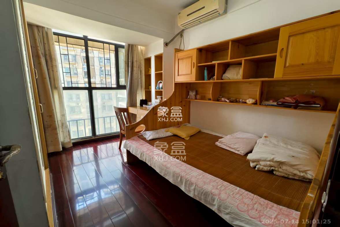 卓越蔚蓝海岸二期 3室2厅1卫 2800.0元/月 卓越蔚蓝海岸二期 3室2厅1卫 2800.0元/月室内图