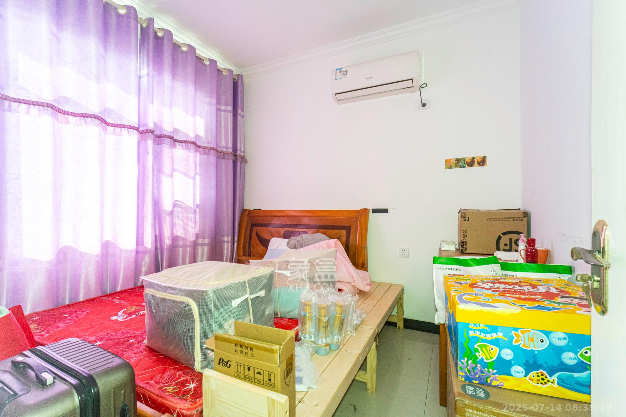 长龙湾  3室2厅1卫    49.9万 长龙湾  3室2厅1卫    49.9万卧室