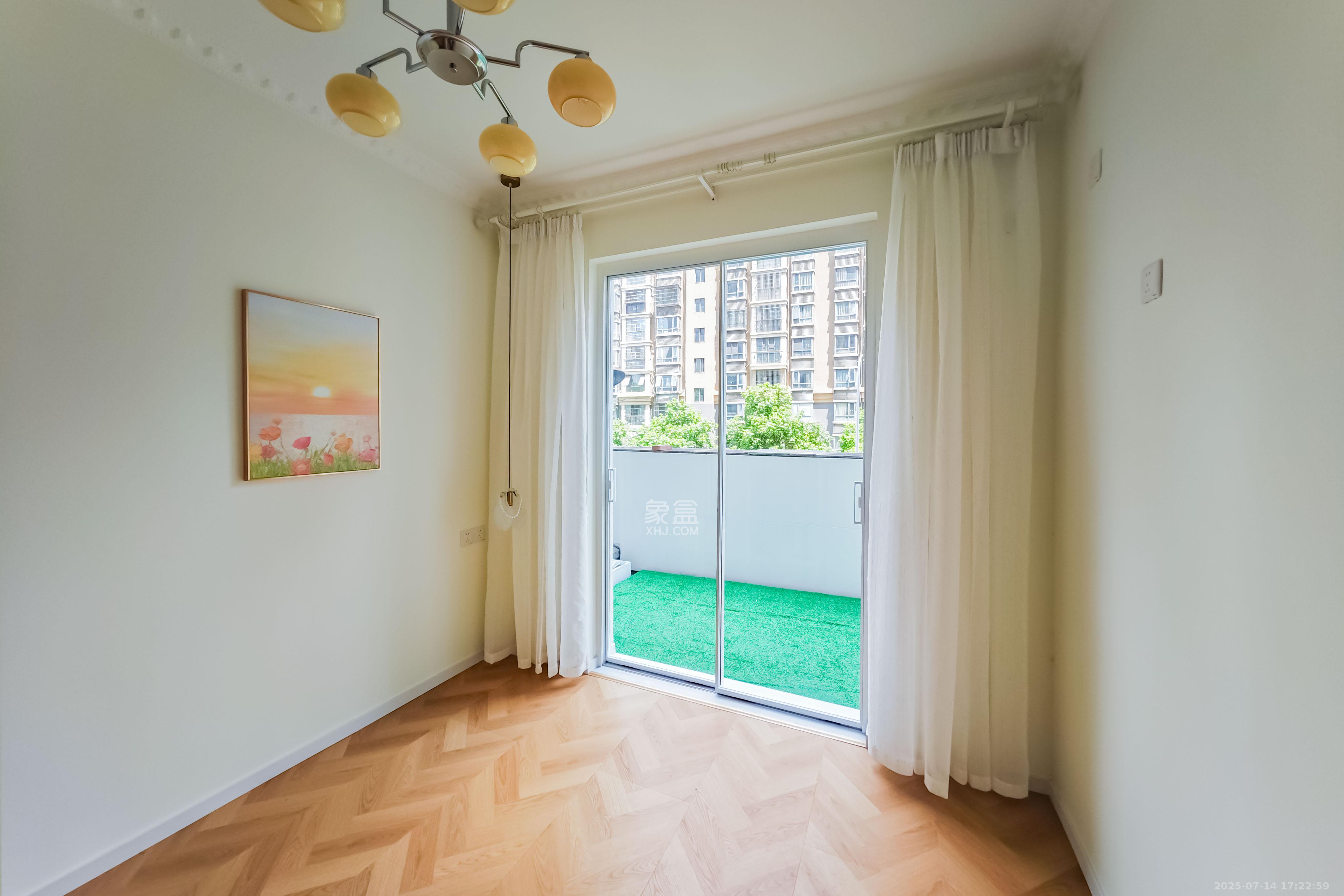 乐尚城 3室2厅2卫 116.8万 乐尚城 3室2厅2卫 116.8万卧室