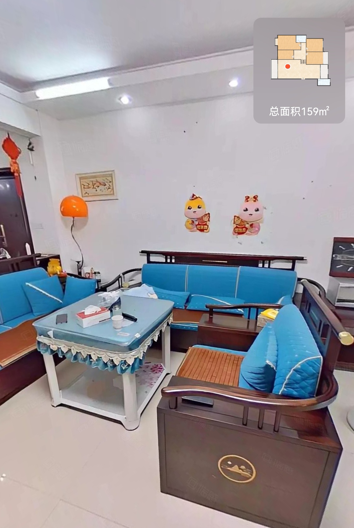 湘中园  4室2厅2卫    84.8万 湘中园  4室2厅2卫    84.8万客厅