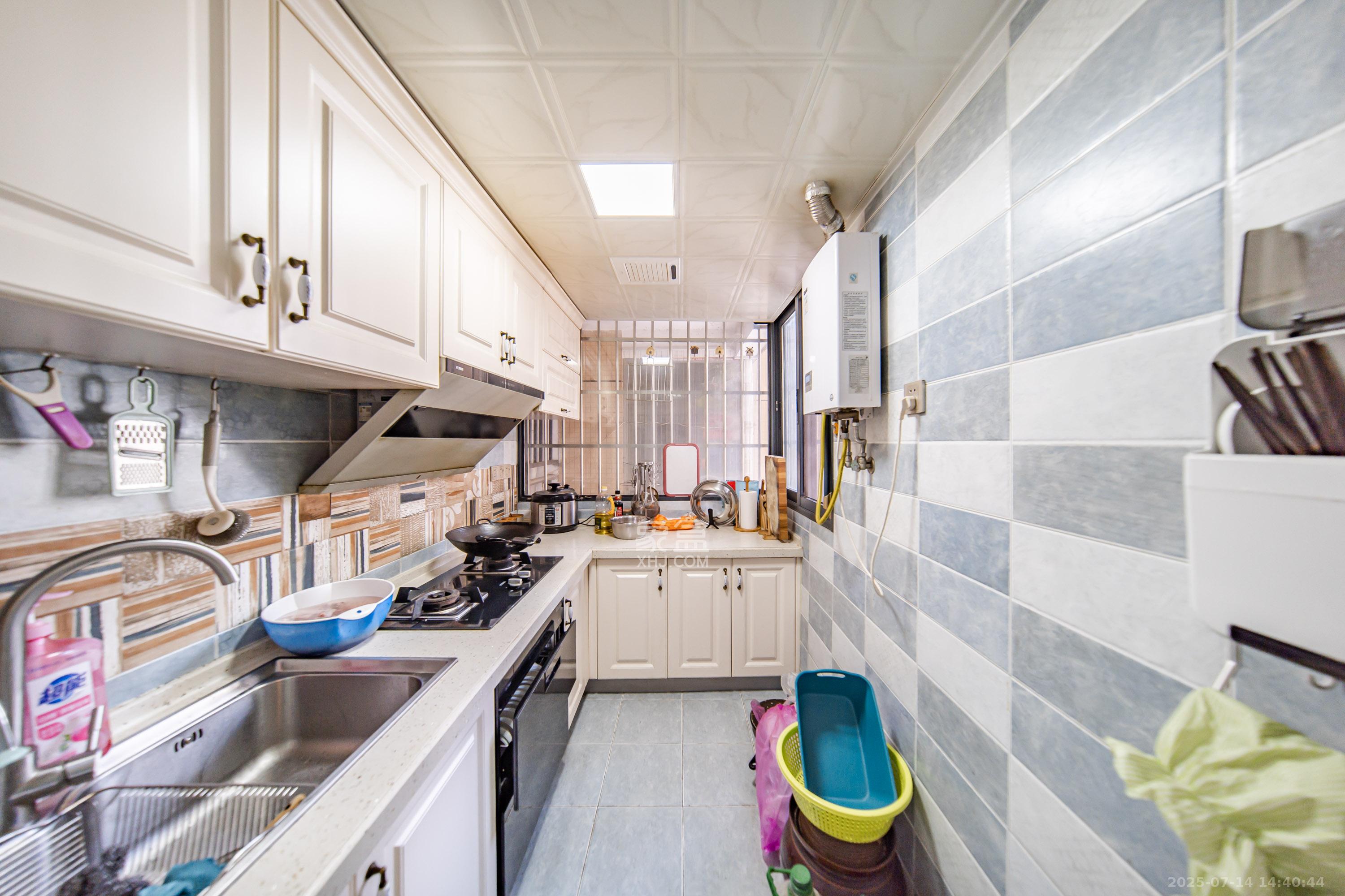 潇湘奥林匹克花园  3室2厅2卫    95.0万厨房