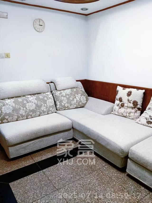 望月湖小区二片(湖东社区)  2室1厅1卫    2300.0元/月 望月湖小区二片(湖东社区)  2室1厅1卫    2300.0元/月室内图