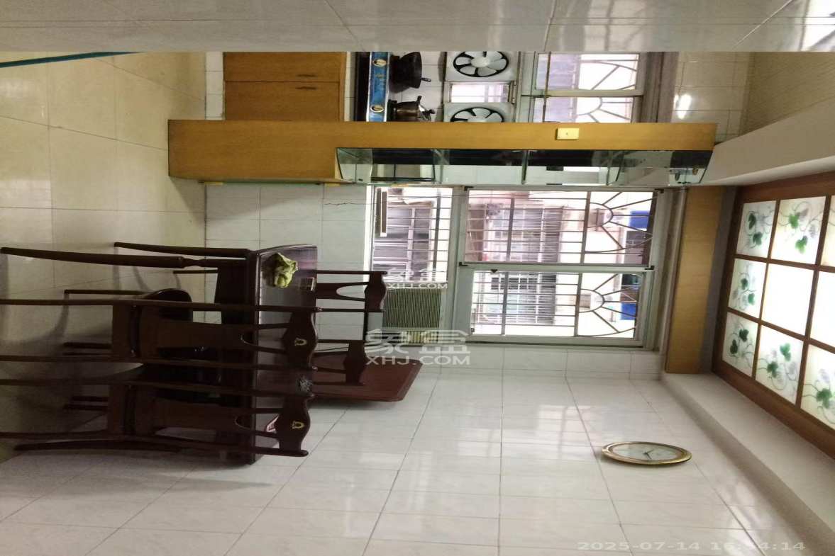 省建苑小区  2室2厅1卫    2000.0元/月 省建苑小区  2室2厅1卫    2000.0元/月室内图