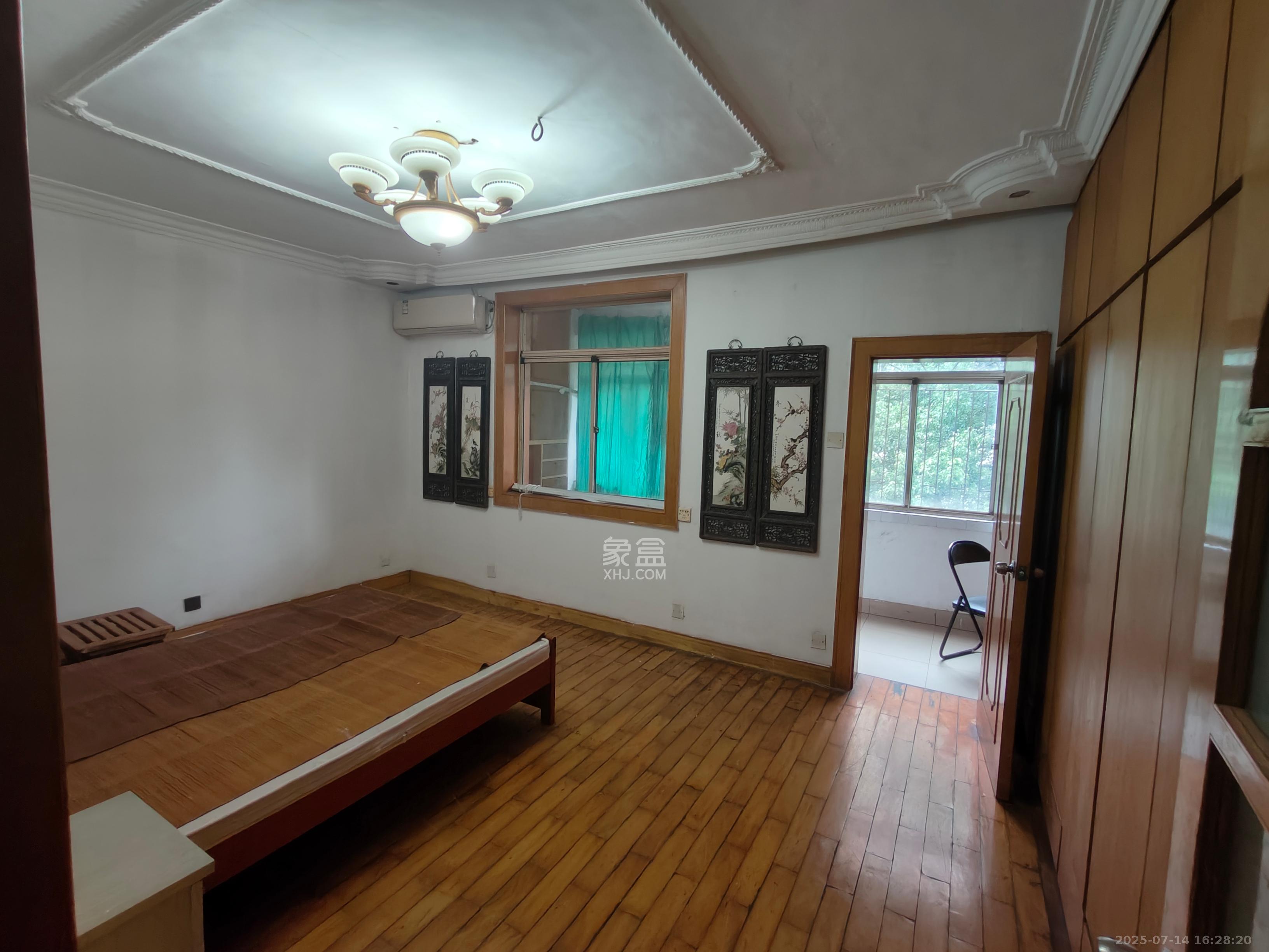 标准件厂宿舍(长沙标准件总厂宿舍)  2室1厅1卫    1400.0元/月 标准件厂宿舍(长沙标准件总厂宿舍)  2室1厅1卫    1400.0元/月室内图