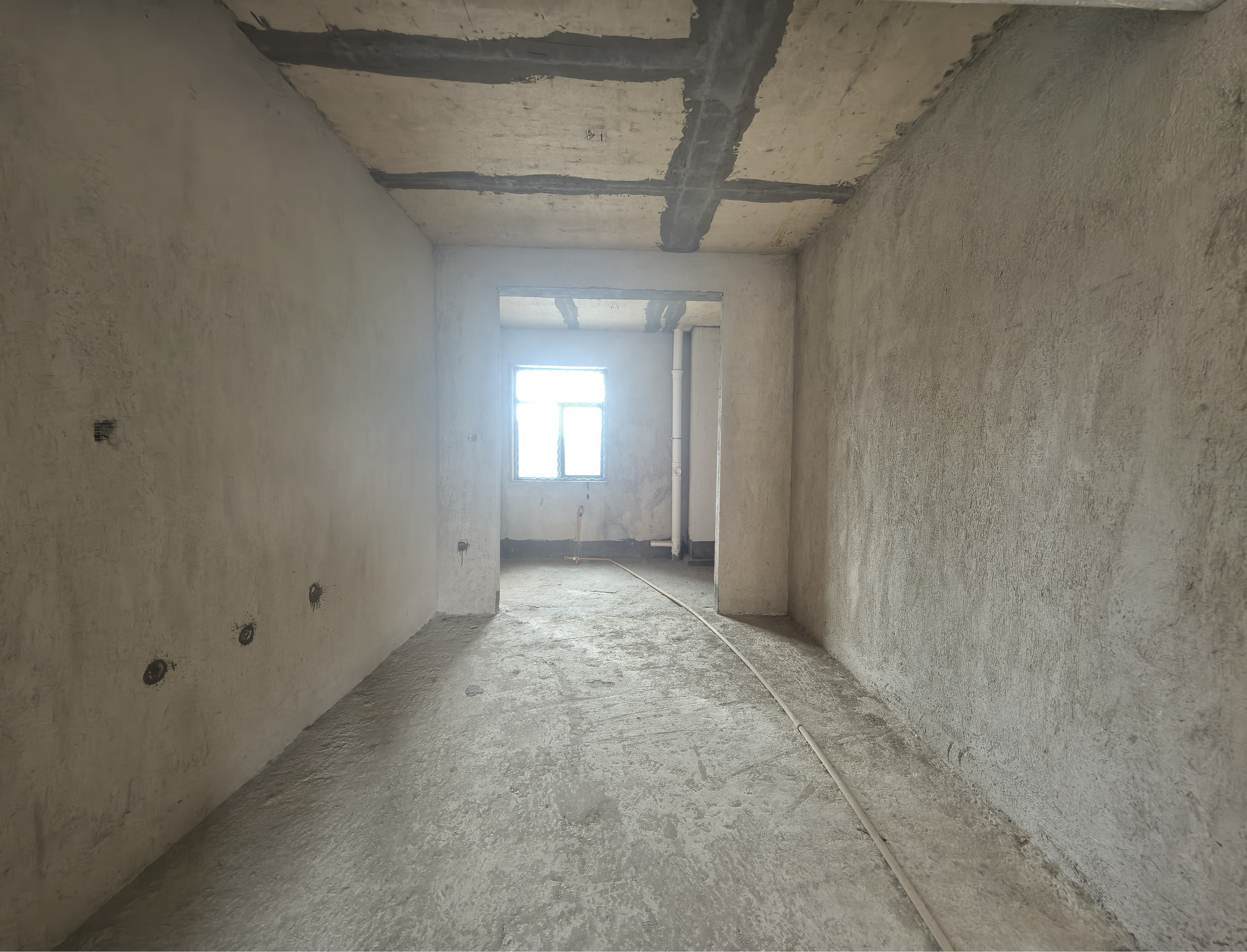 珠山鑫园  3室2厅2卫    72.8万 珠山鑫园  3室2厅2卫    72.8万客厅