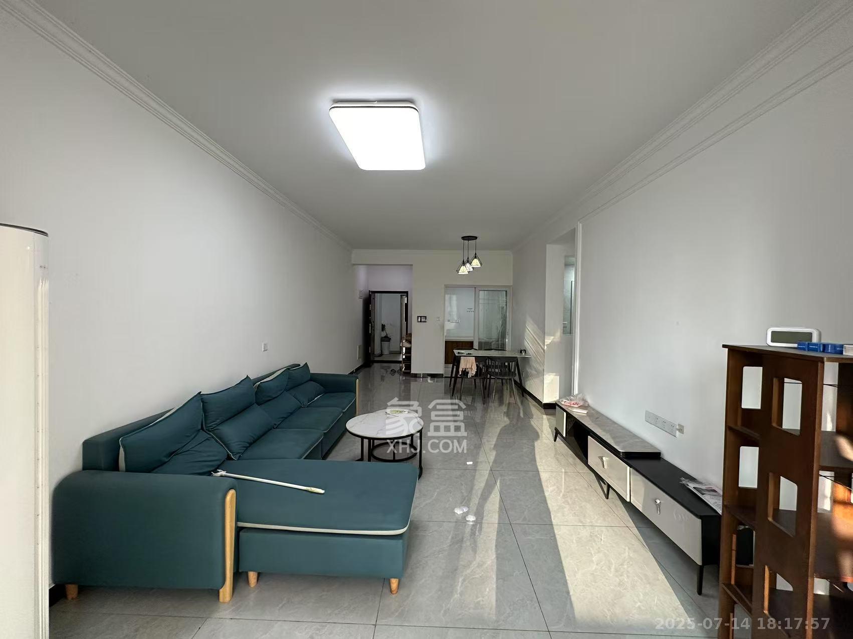 江山帝景雅典  3室2厅1卫    2500.0元/月 江山帝景雅典  3室2厅1卫    2500.0元/月室内图