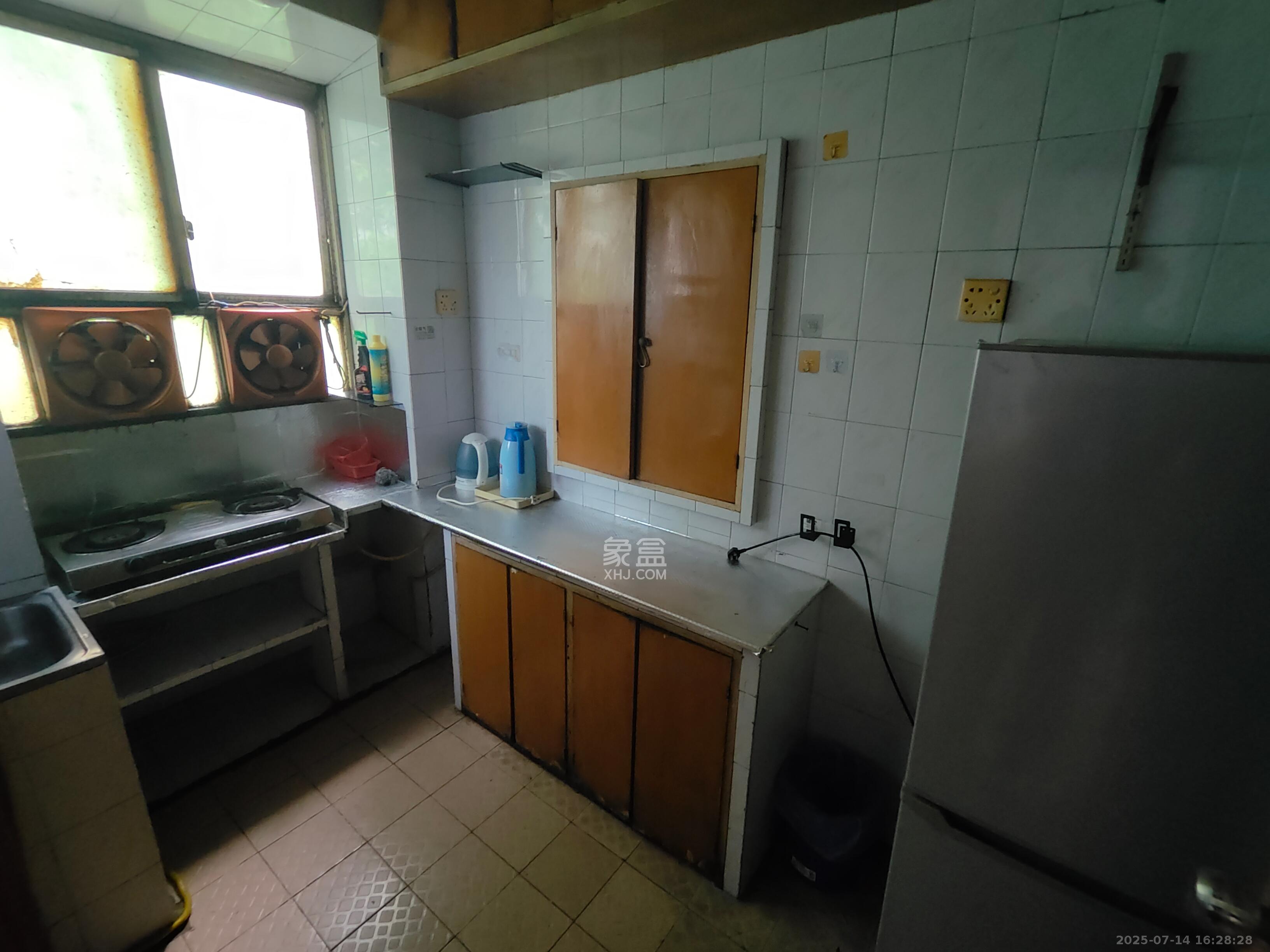 标准件厂宿舍(长沙标准件总厂宿舍)  2室1厅1卫    1400.0元/月 标准件厂宿舍(长沙标准件总厂宿舍)  2室1厅1卫    1400.0元/月室内图