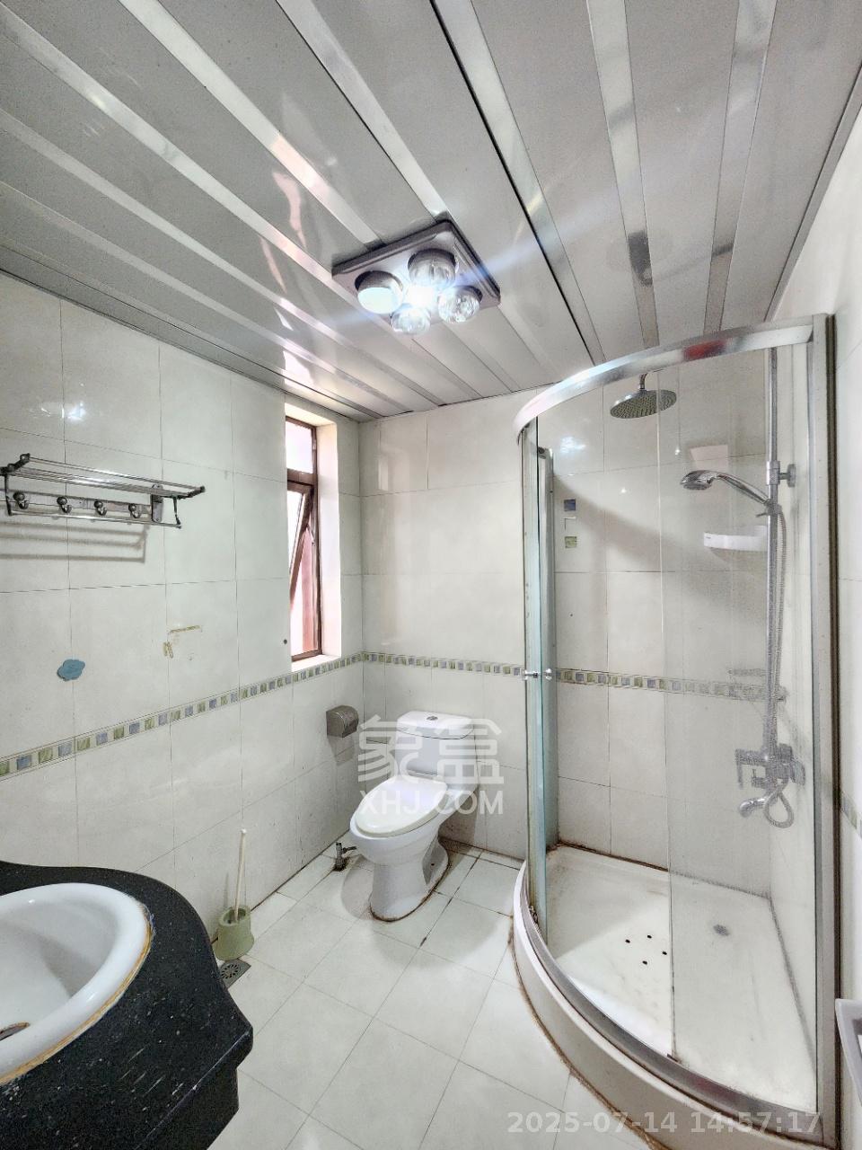 西岸润泽府  4室2厅2卫    3200.0元/月室内图