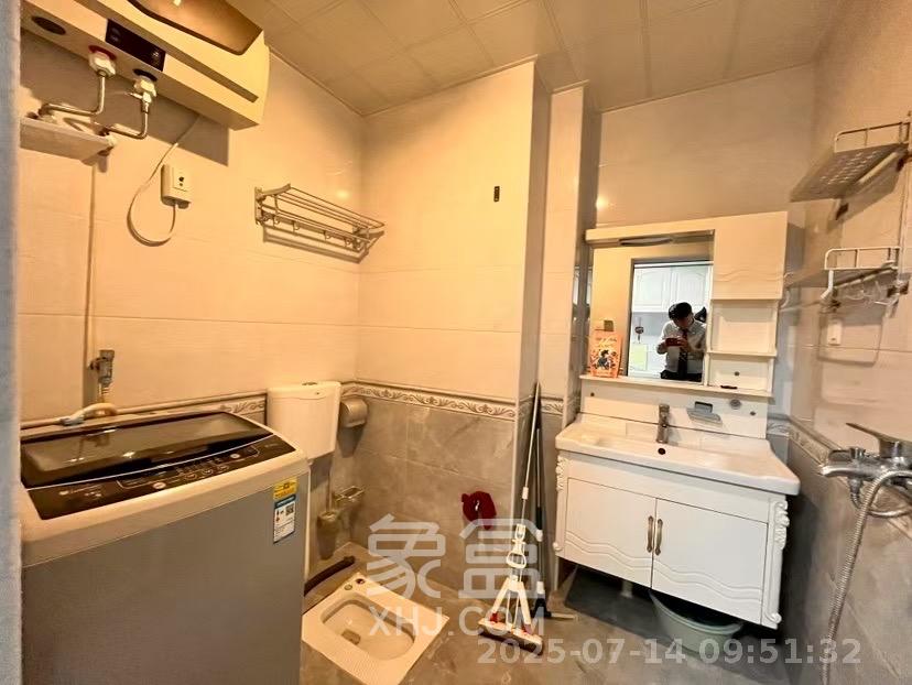 荣悦台  1室1厅1卫    2300.0元/月室内图