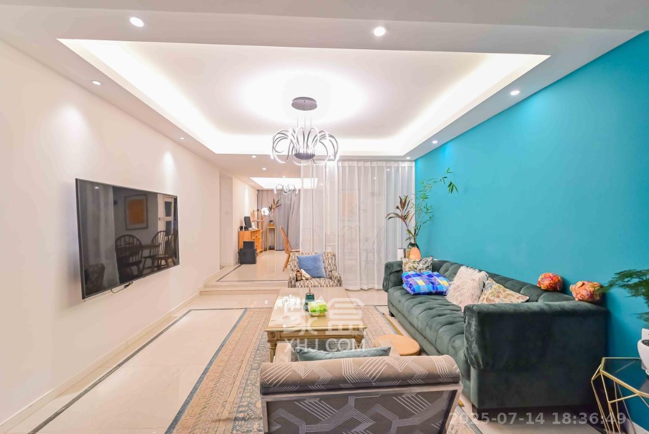 万科魅力之城观澜里  4室2厅2卫    6000.0元/月室内图