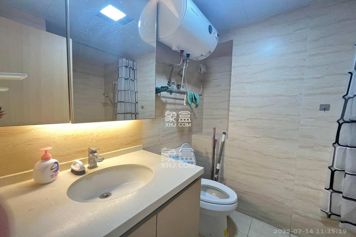 君合天玺  1室2厅1卫    1300.0元/月 君合天玺  1室2厅1卫    1300.0元/月室内图