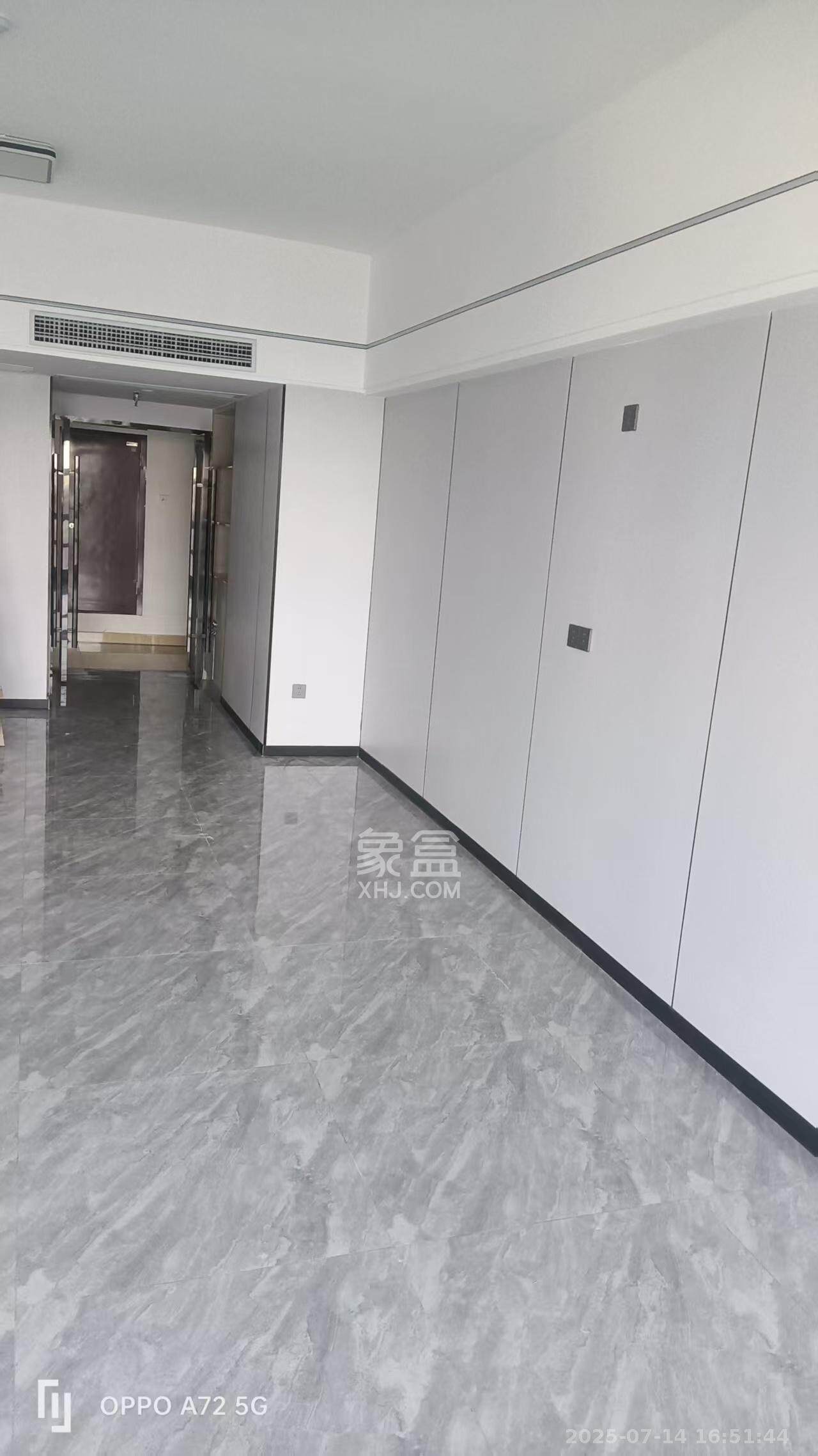 明城广场 2室2厅1卫 2000.0元/月 明城广场 2室2厅1卫 2000.0元/月室内图