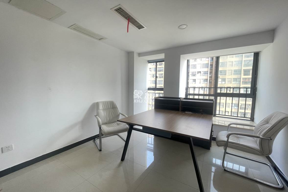 鑫成君泰 1室0厅0卫 5800.0元/月 鑫成君泰 1室0厅0卫 5800.0元/月室内图