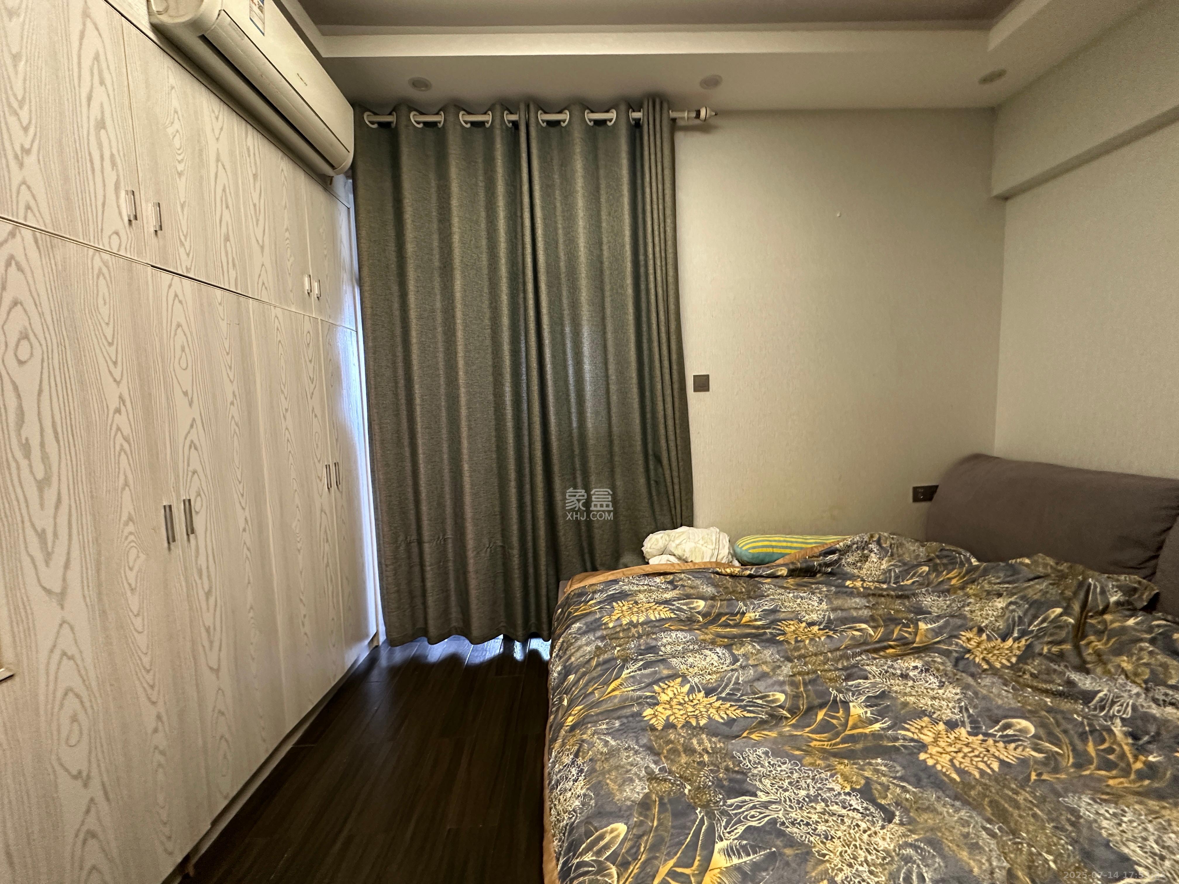和隆花半里  1室1厅1卫   1700.00元/月